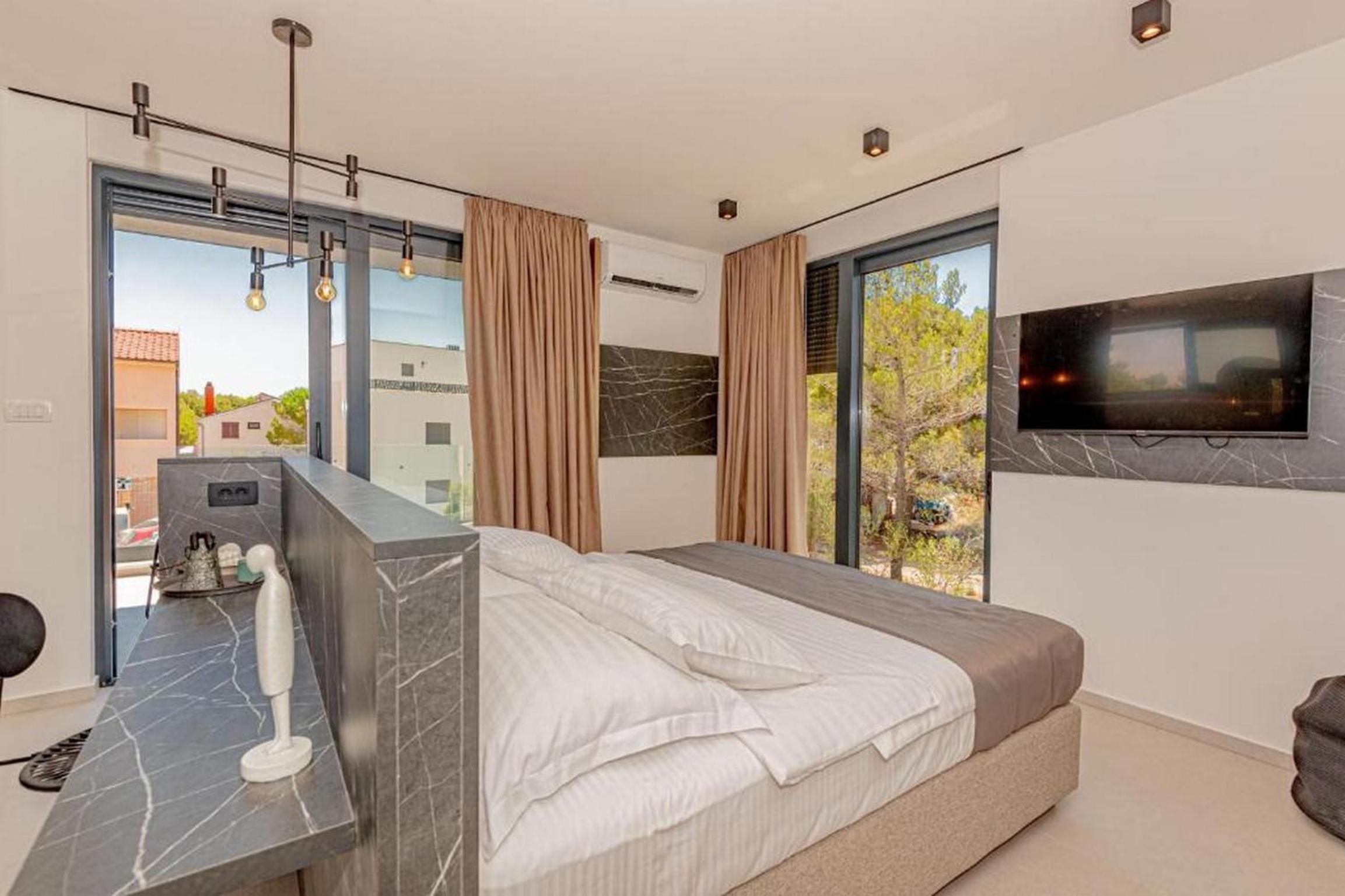 Luxury Villa Hera