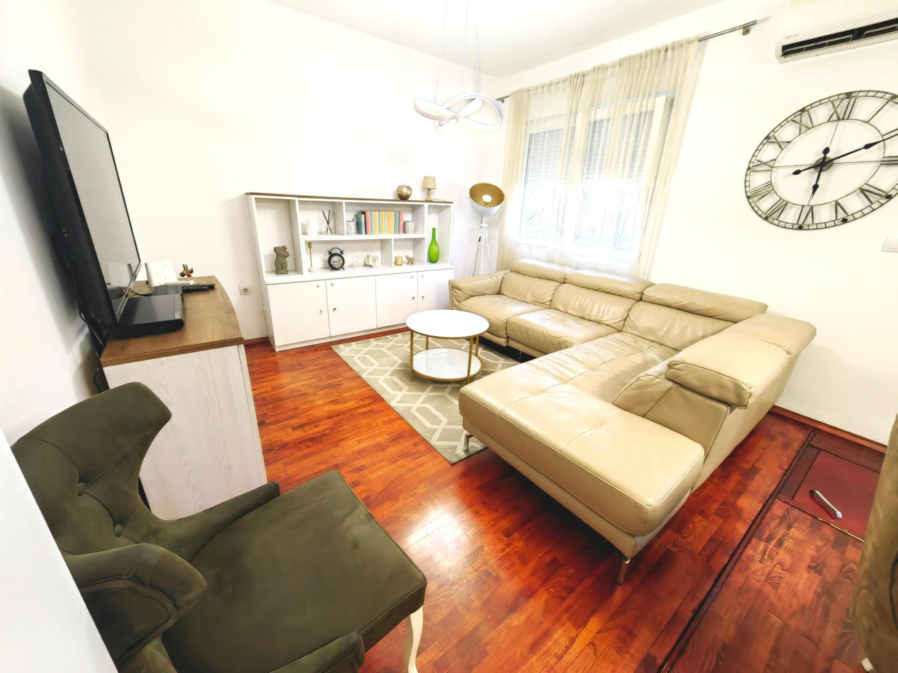 Luxury apartment Podgorica view 2