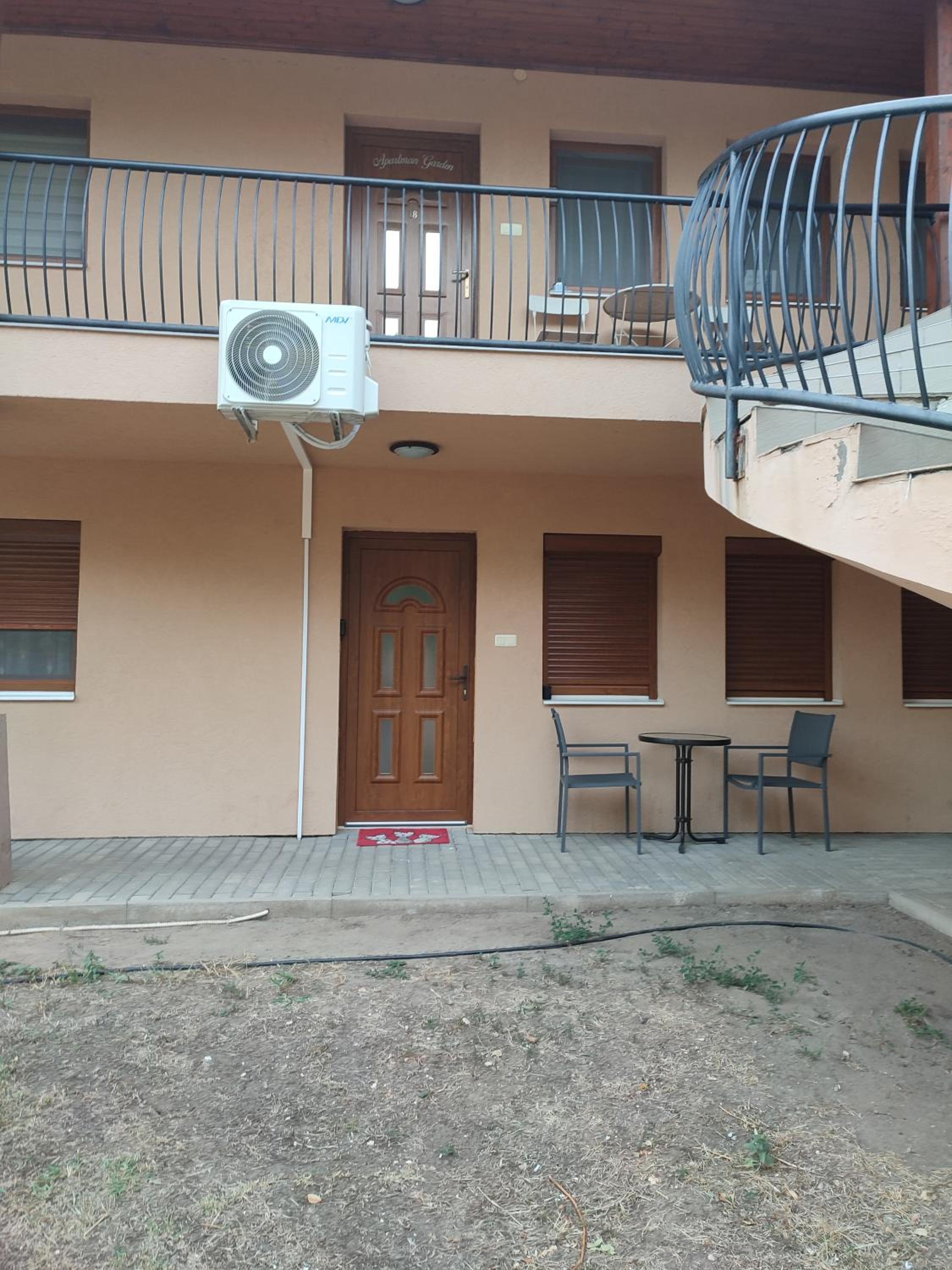 Reza apartman view 4