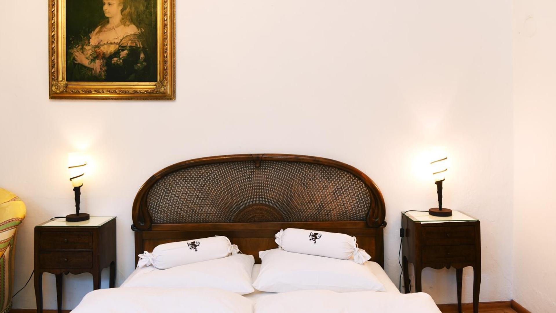 Castel Campan view 5