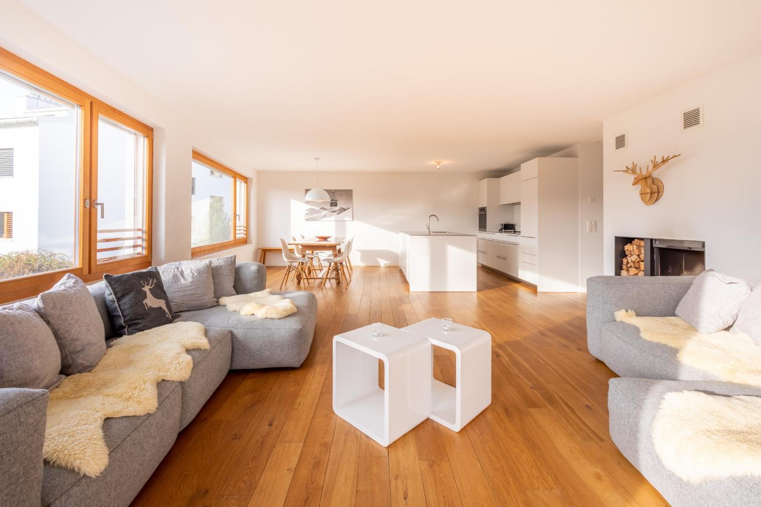 LAAX Homes - Casa Foppa view 2