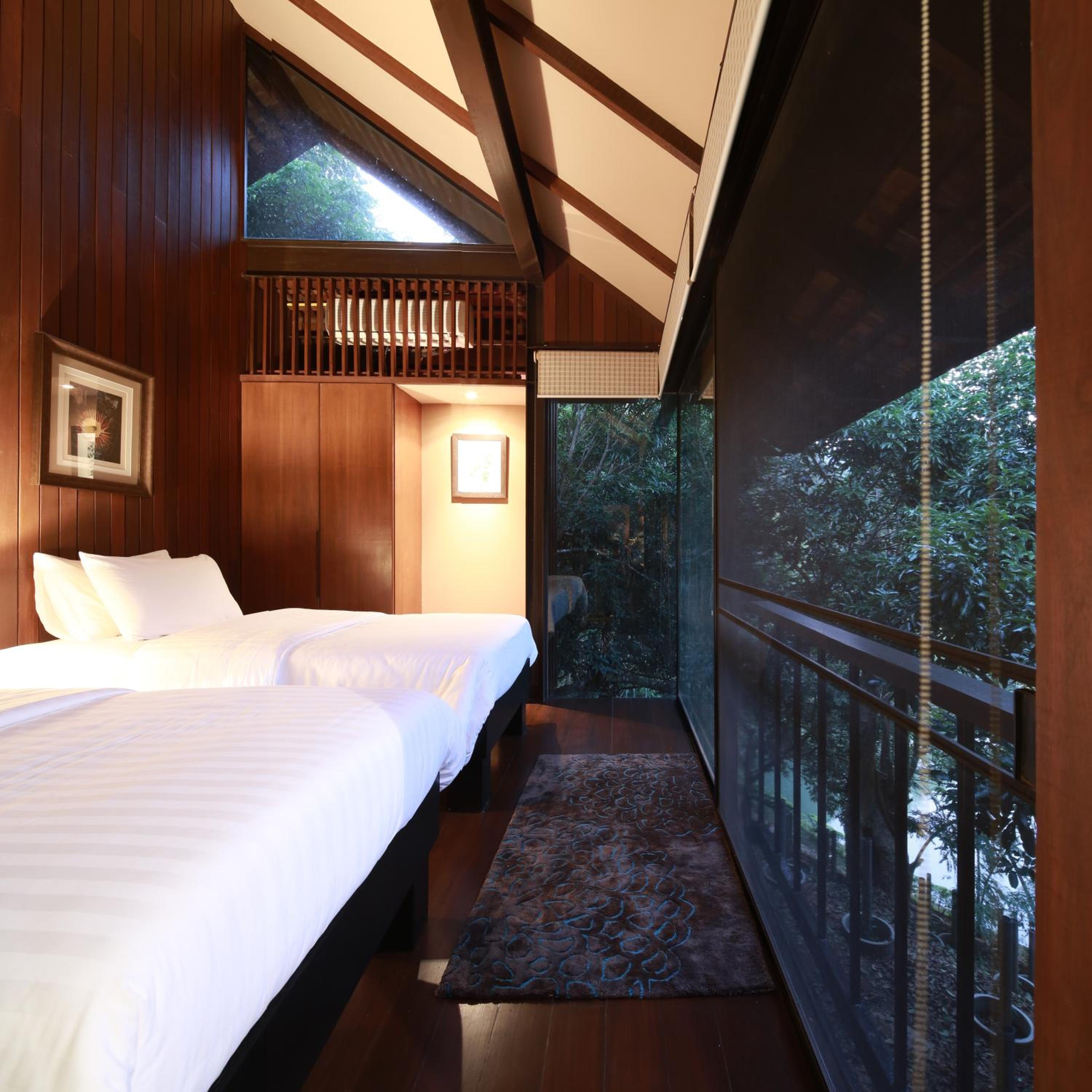 Vanilla hill (hill lodge)