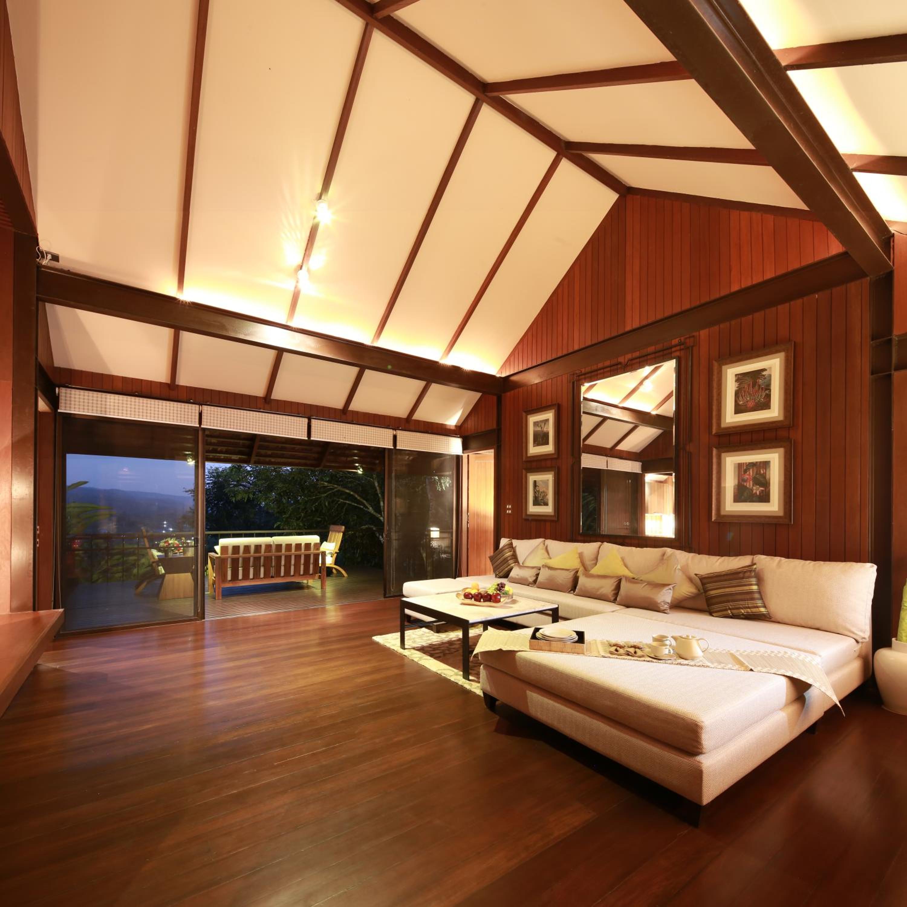 Vanilla hill (hill lodge)