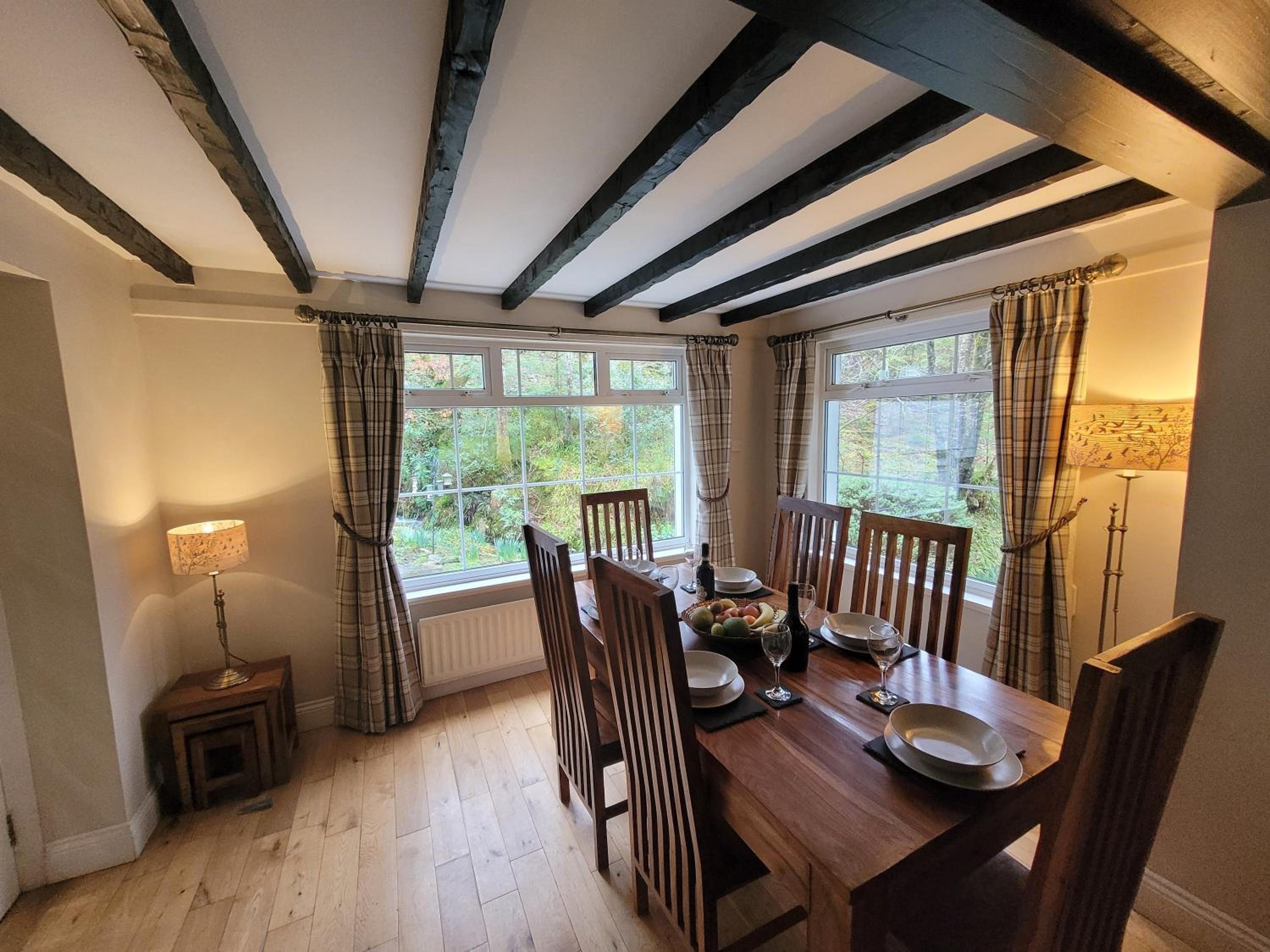 Dubh Loch Cottage view 4