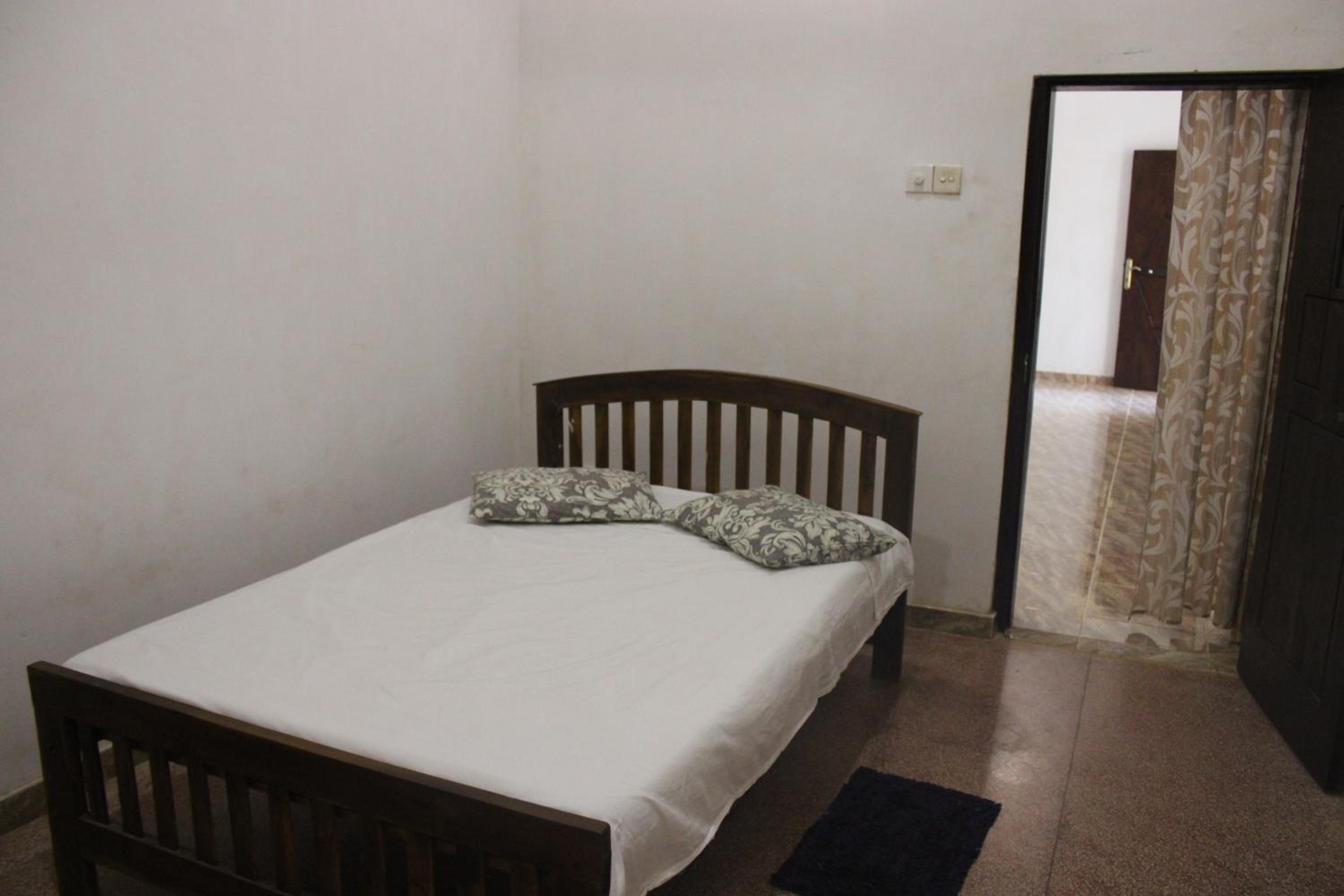 Holiday Home Anuradapura view 5