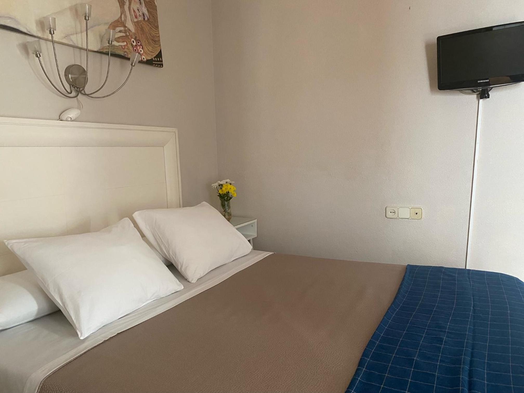 Hostal Moscatel