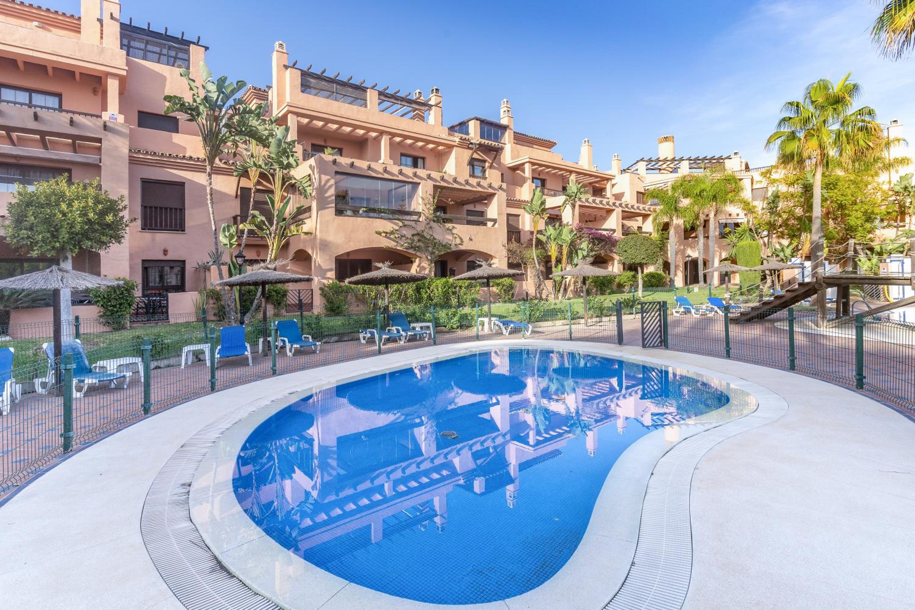 Apartamento entre Estepona-marbella photo 3