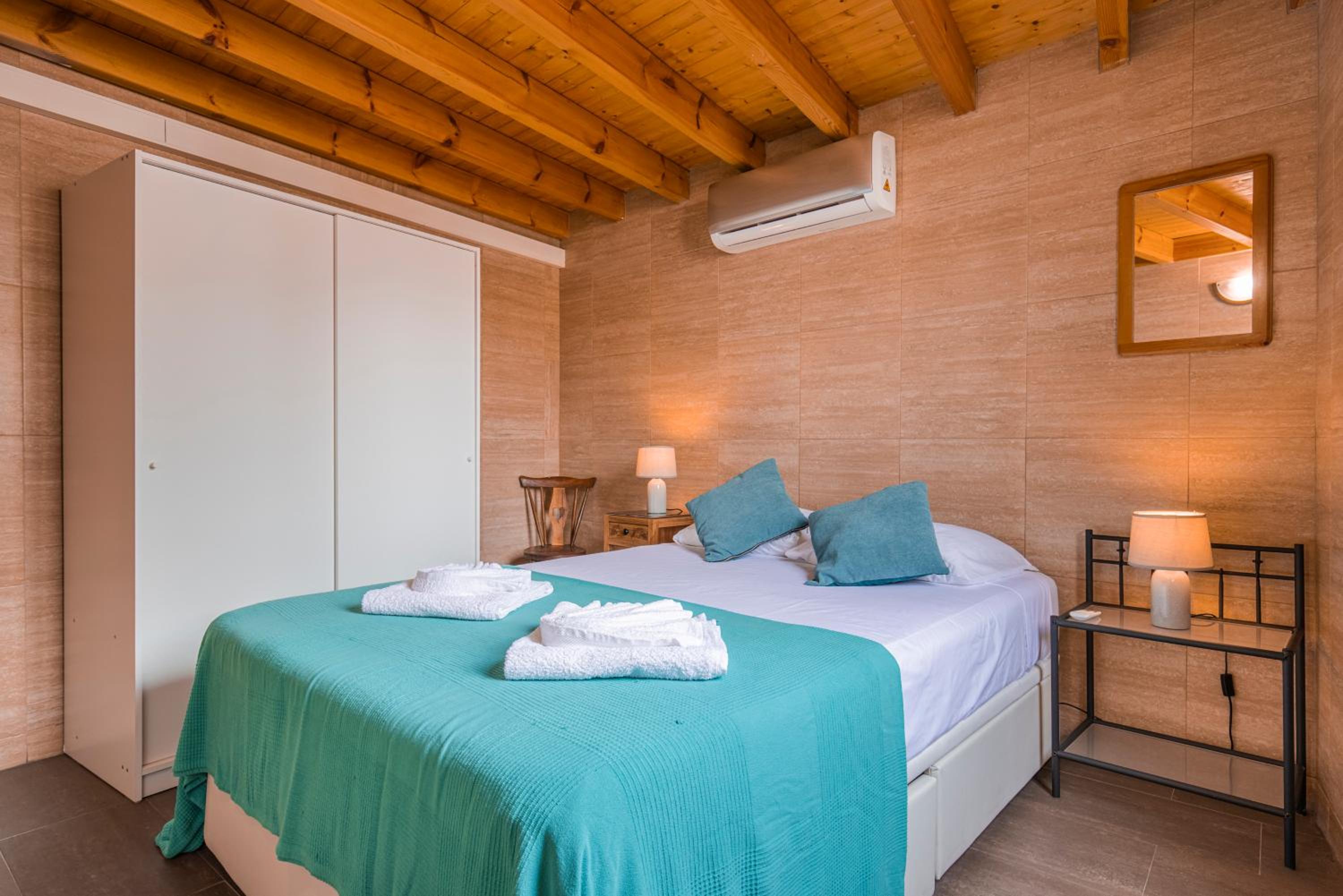 Setubal Vacations - Chale Bela - Property Image 10