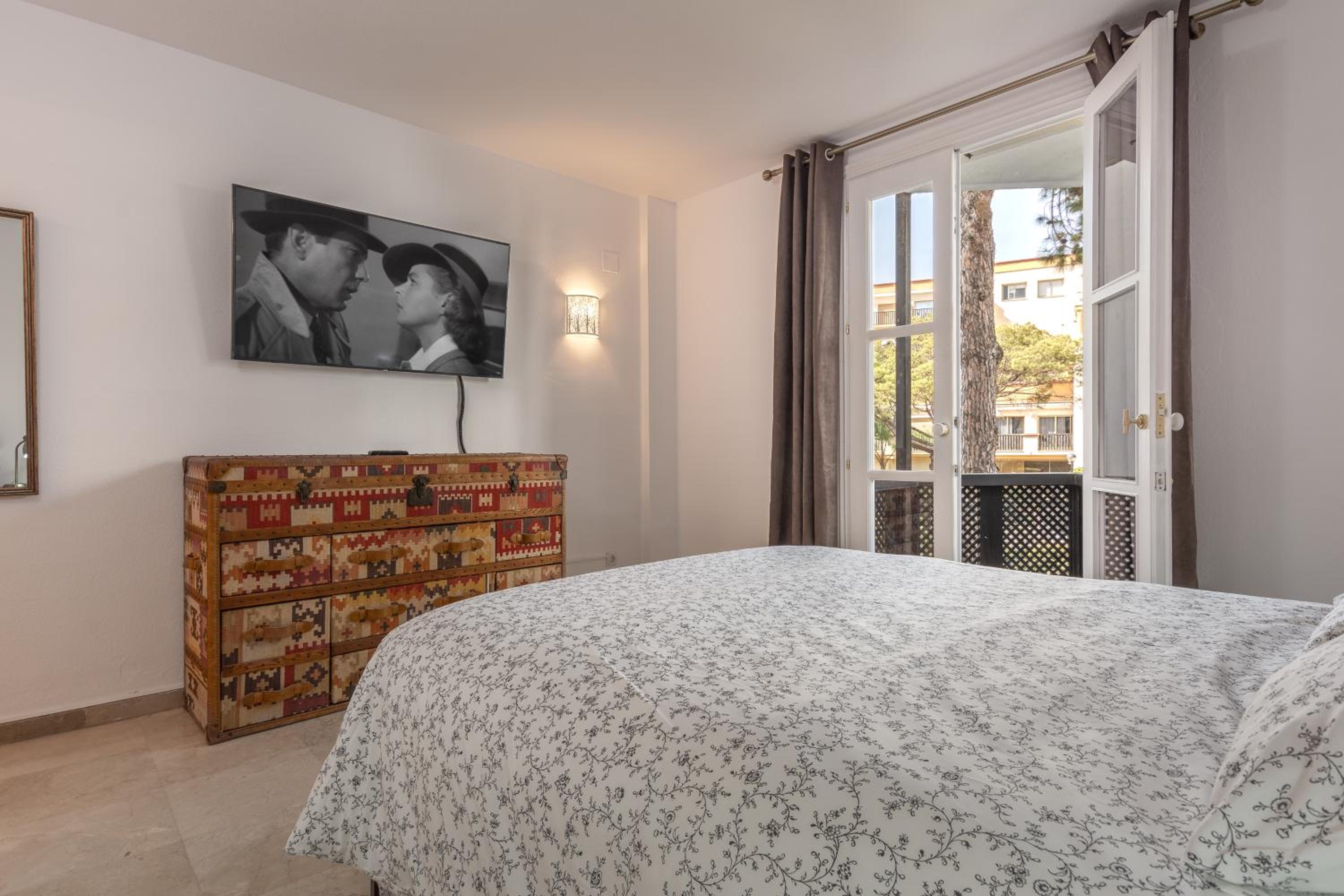 SF Marbella Luxury Beach Apartment - Jardines de las Golondrinas