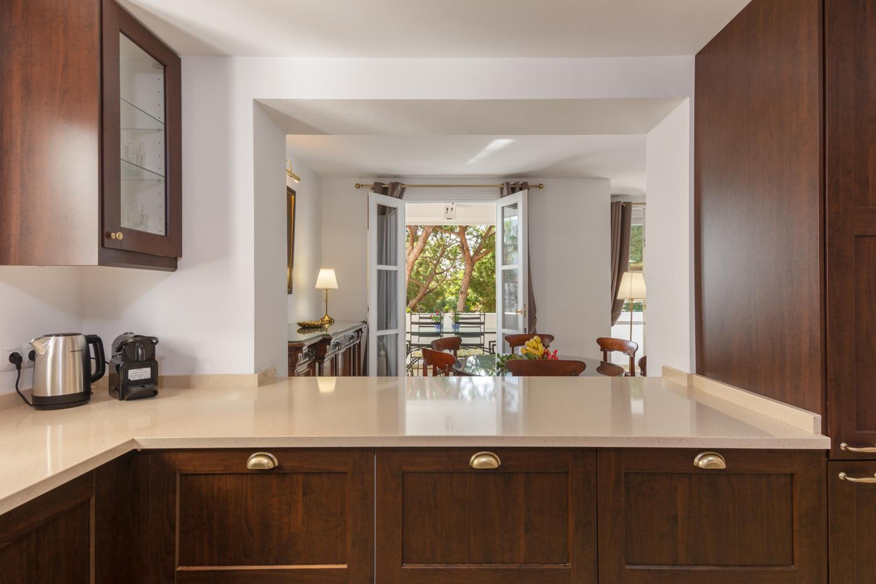 SF Marbella Luxury Beach Apartment - Jardines de las Golondrinas
