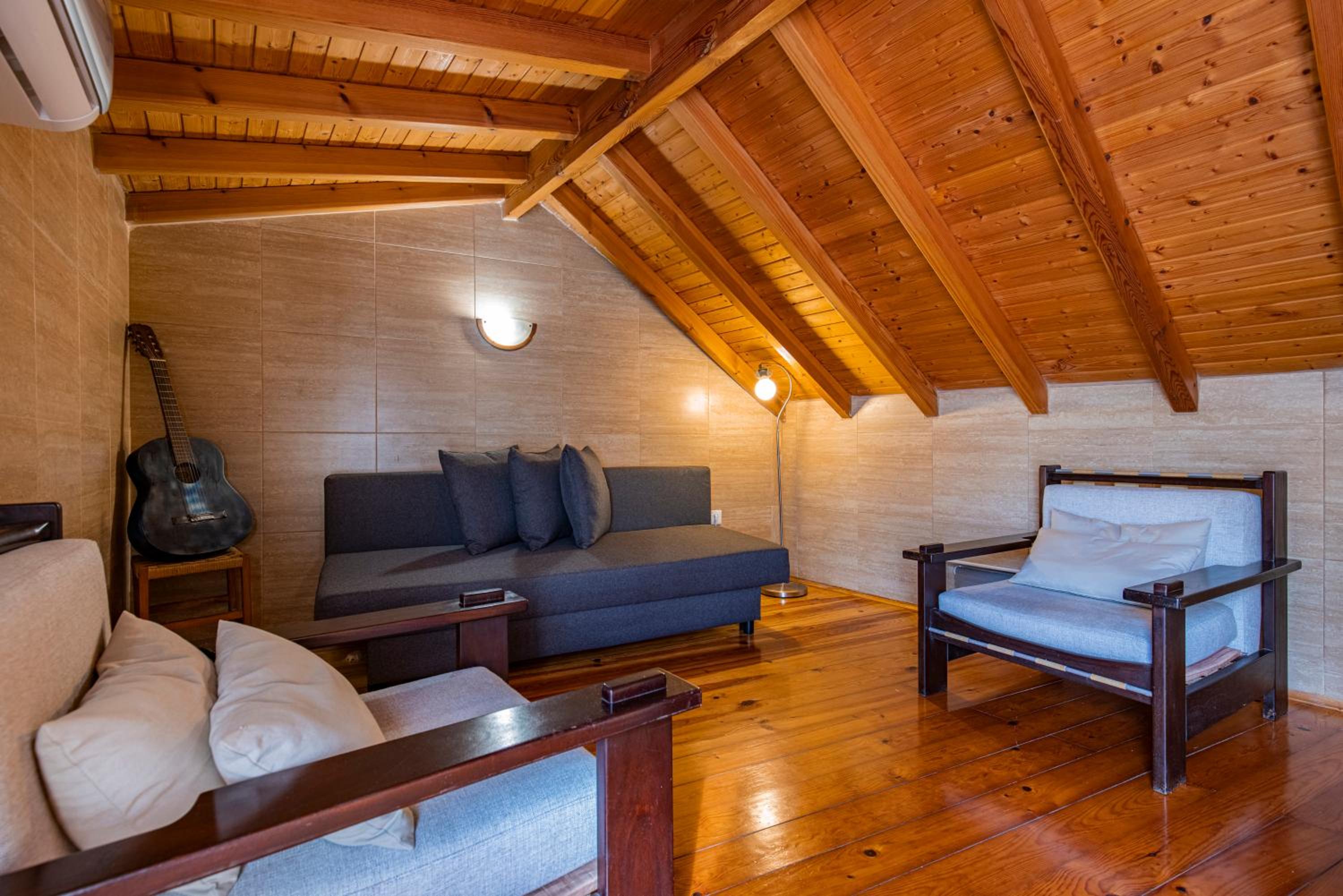Setubal Vacations - Chale Bela - Property Image 2