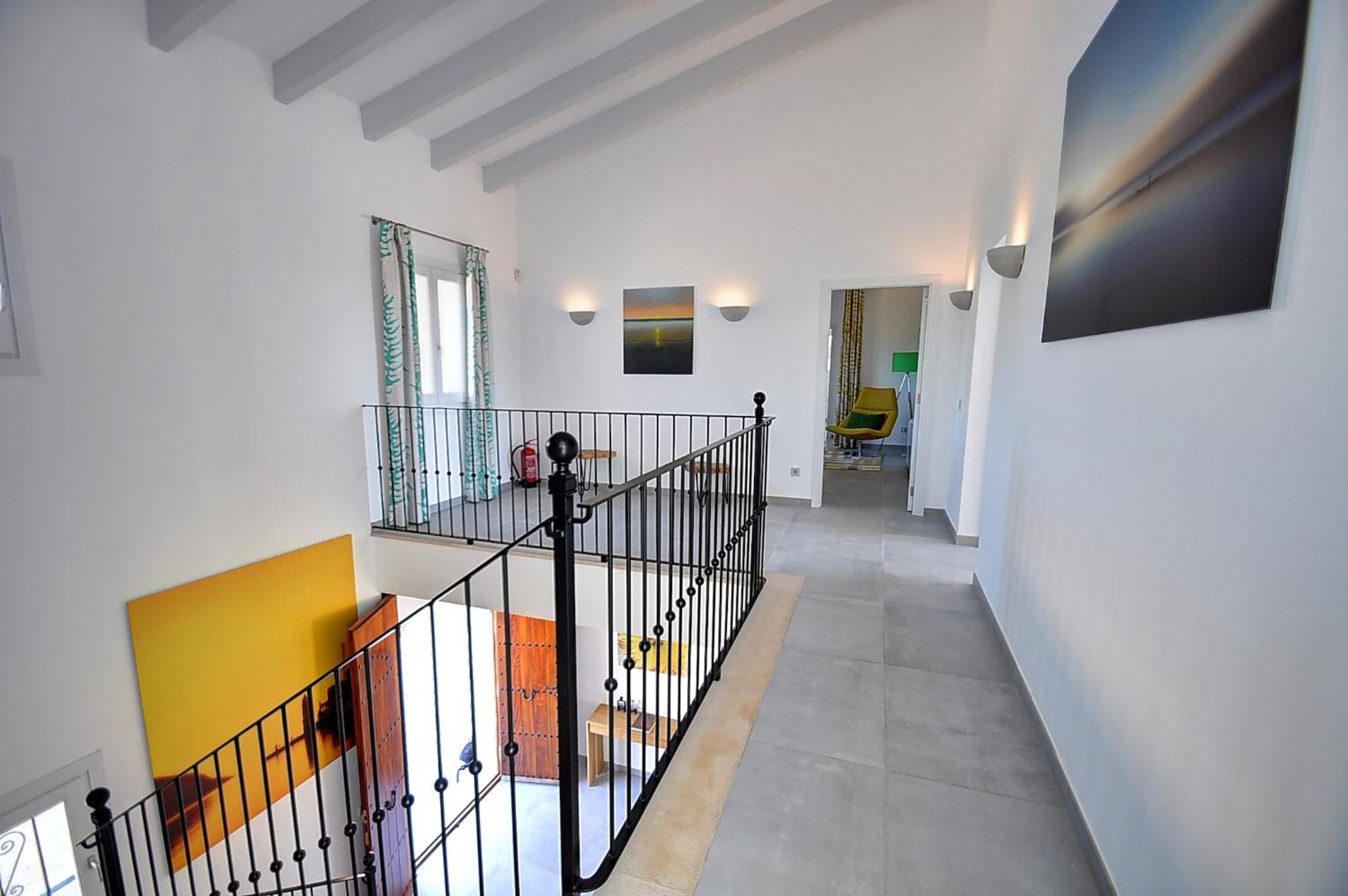 Elegant Mallorca Home Can Estera 6 Bedrooms All En-Suite view 4