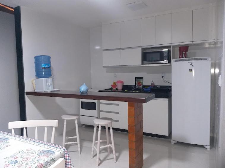 Casa completa em Peró!