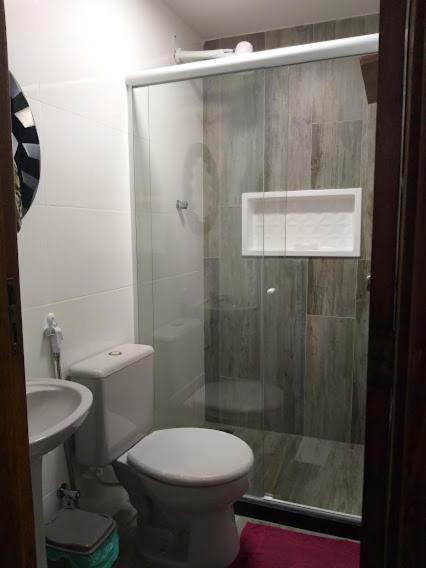 Casa completa em Peró!