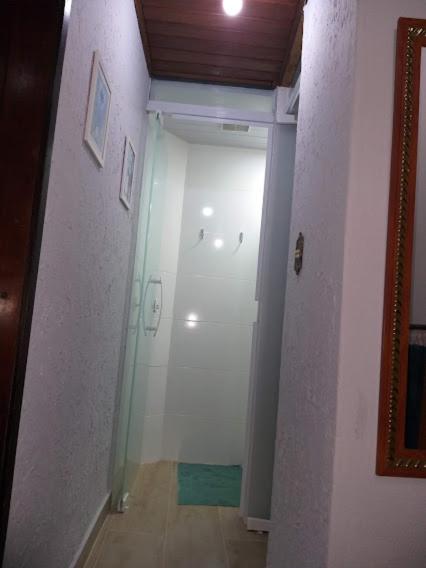 Casa completa em Peró!