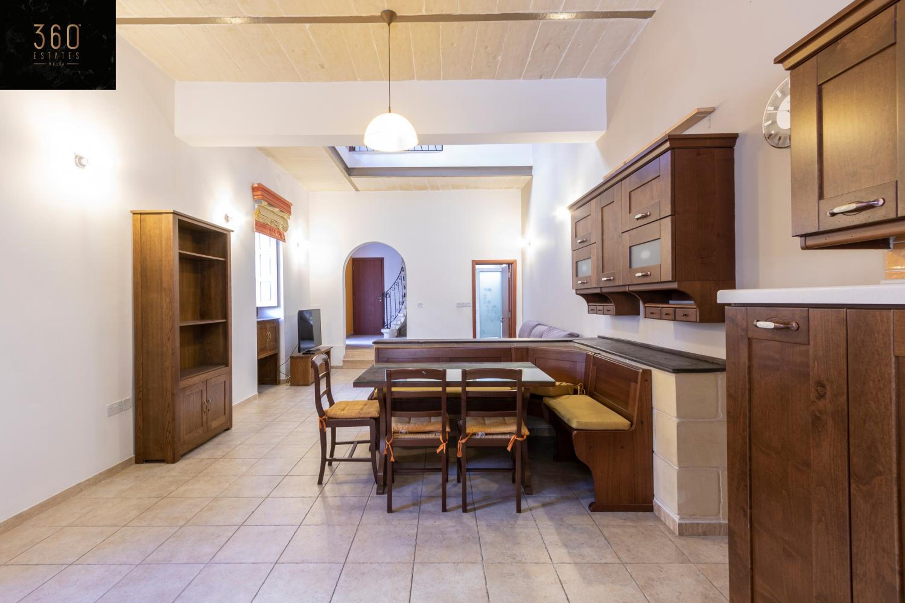 Amazing house in Sliema Central with BBQ & Parking by 360 Estates view 3