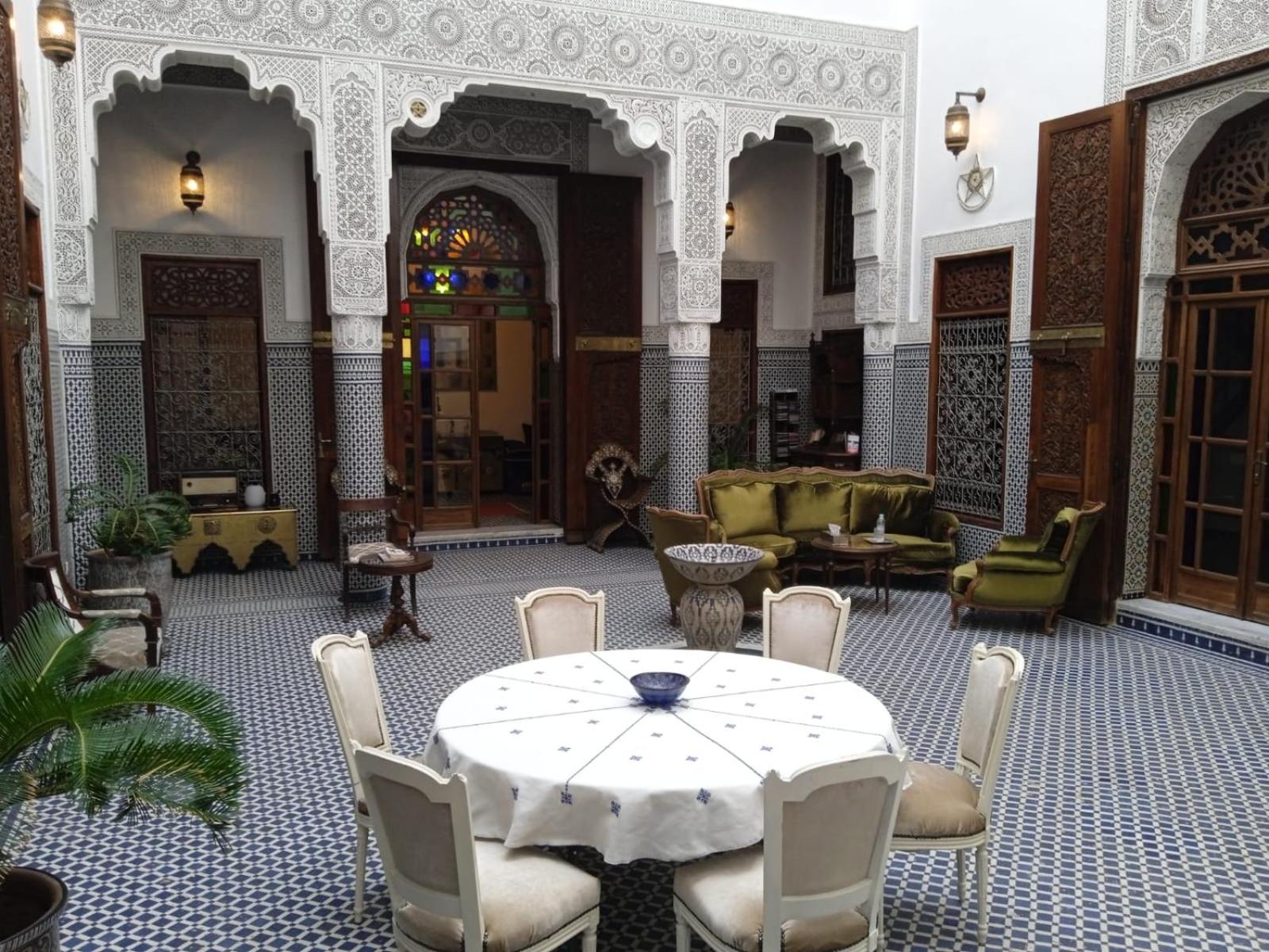 lounge