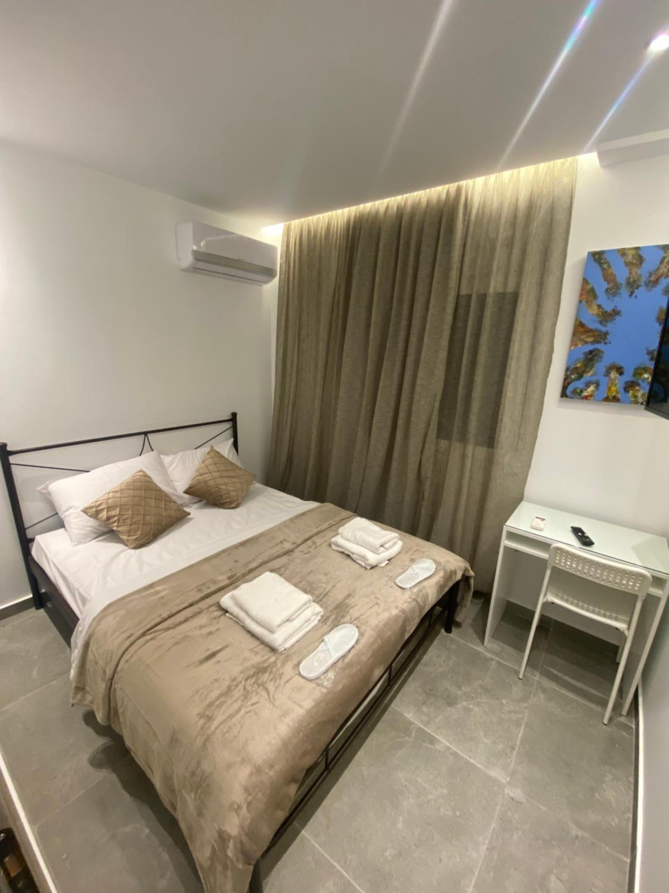 Studio MV in the center of Athens - Secured area