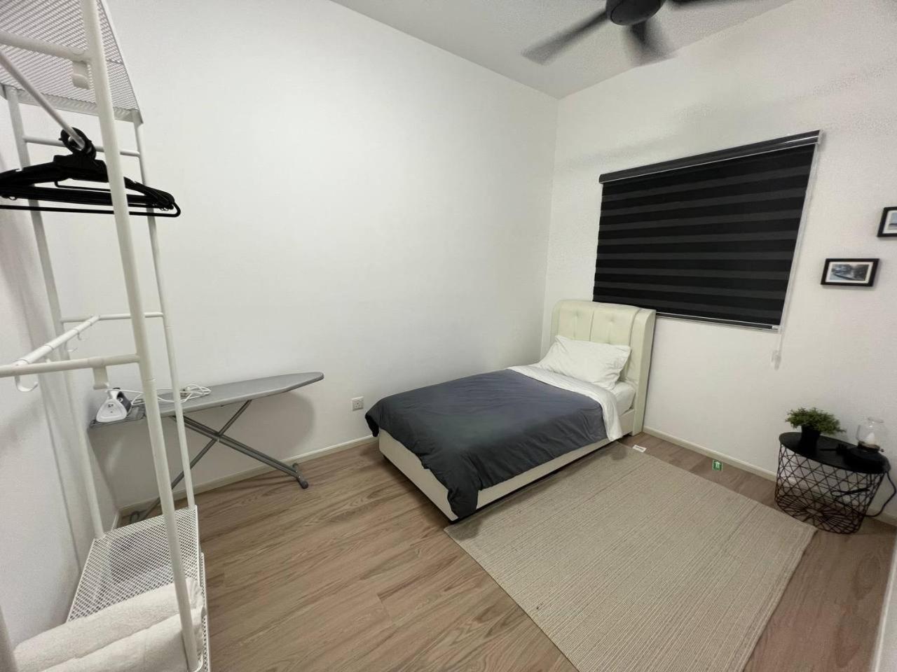 Comfy Tokma's Home Bangi - FREE Wifi, Netflix, InfinityPool photo 7