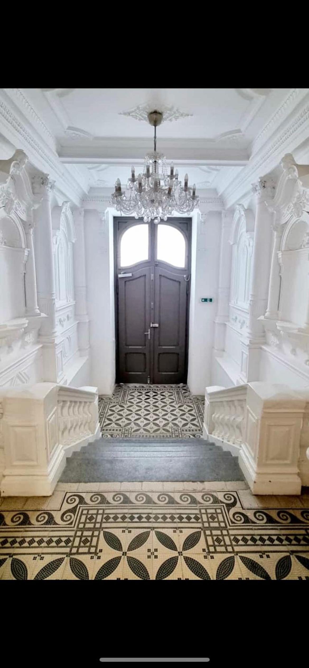 Amazing flat with garden, Vinohrady near center