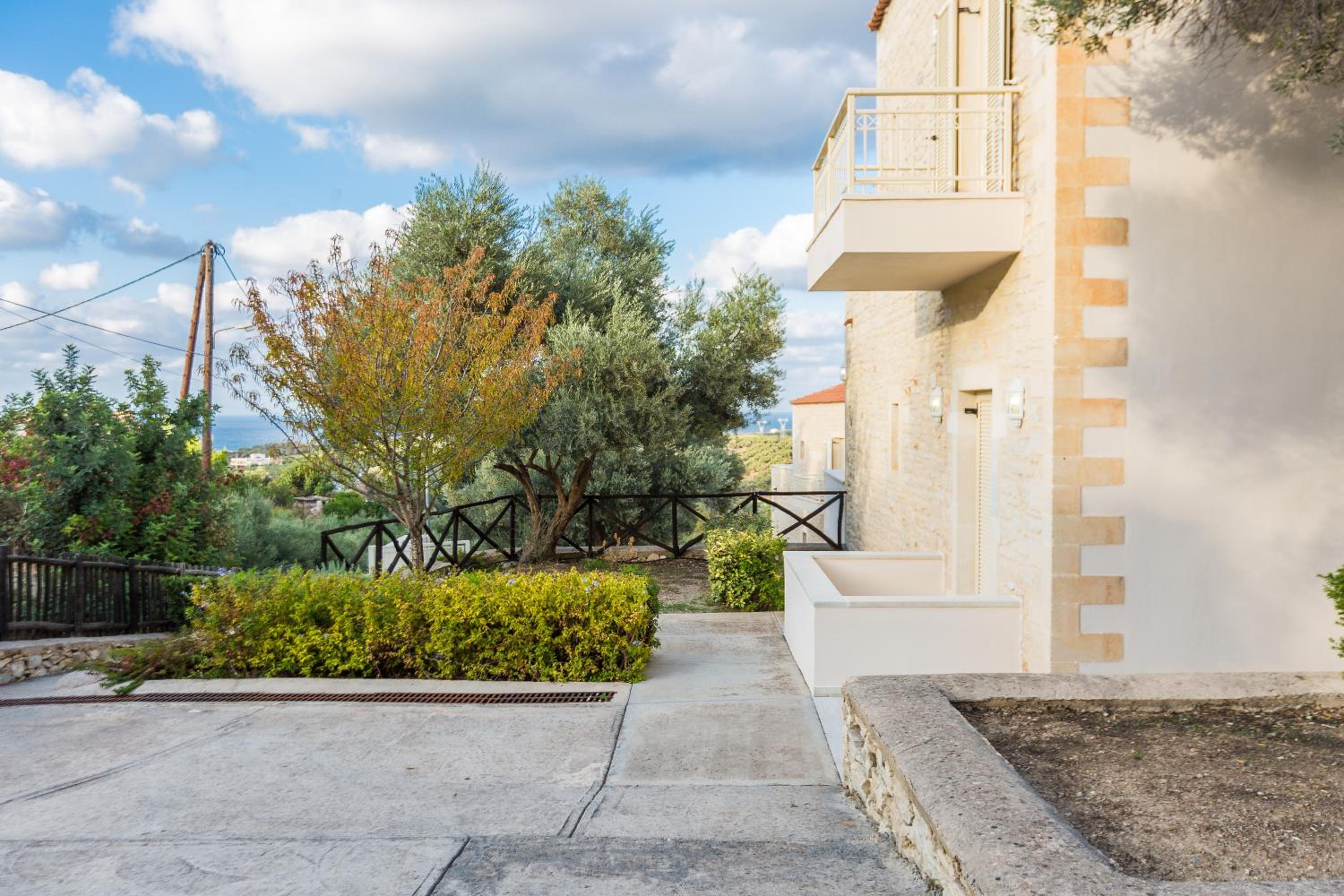 Maroulas Villa Estate