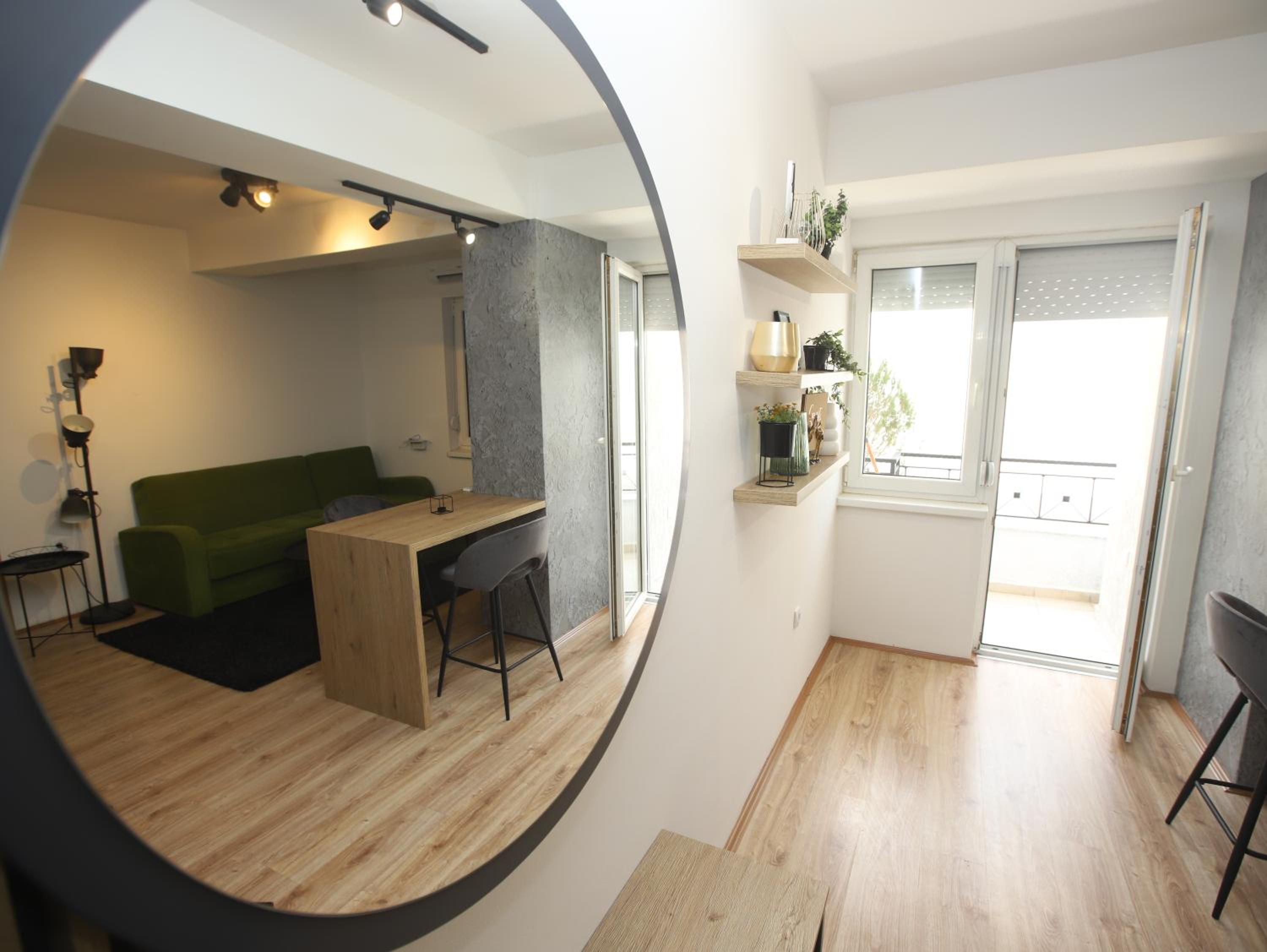 DLK Suite view 5
