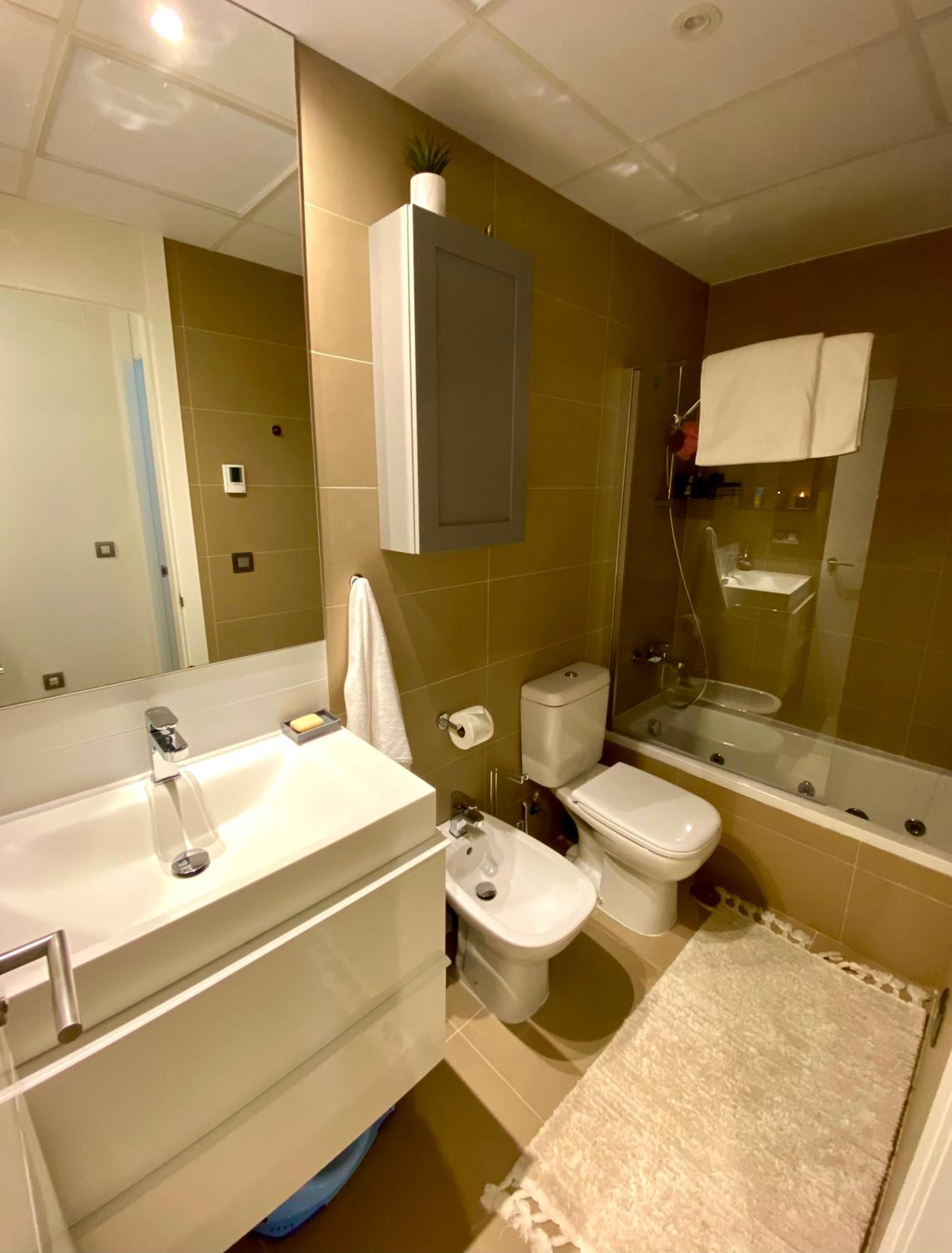 Intempo Gold&Gris Apartment