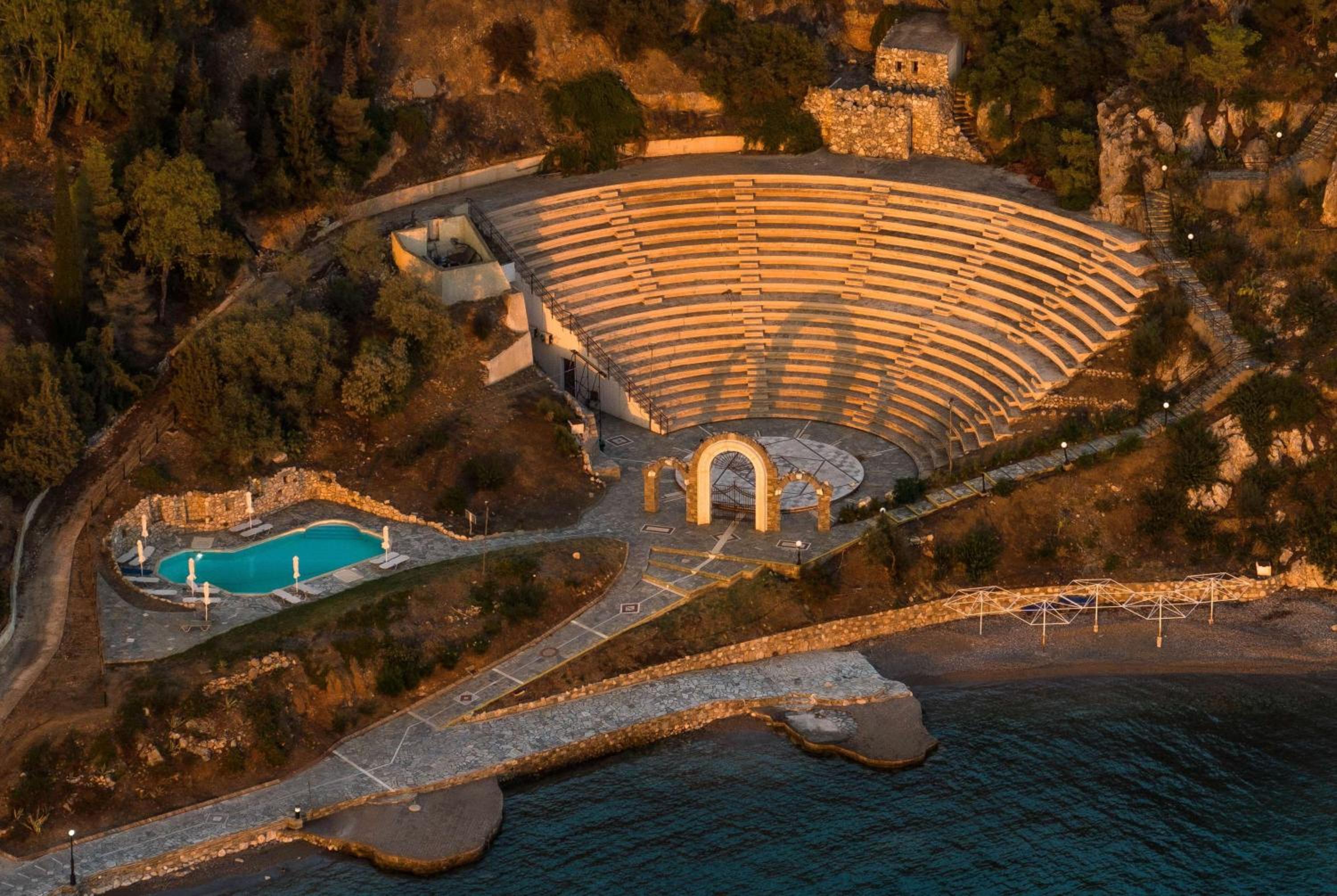 Loutraki Vacations - Wyndham Loutraki Poseidon Resort - Property Image 3