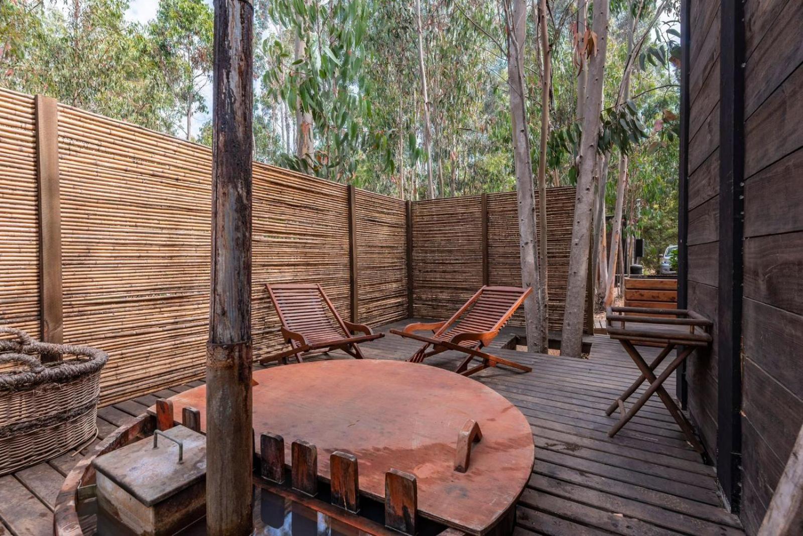 Tripanko Lodge & Bungalows