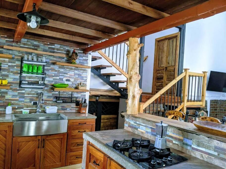 El Encanto Mountain Cabin