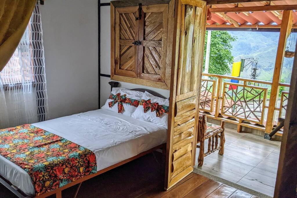 El Encanto Mountain Cabin