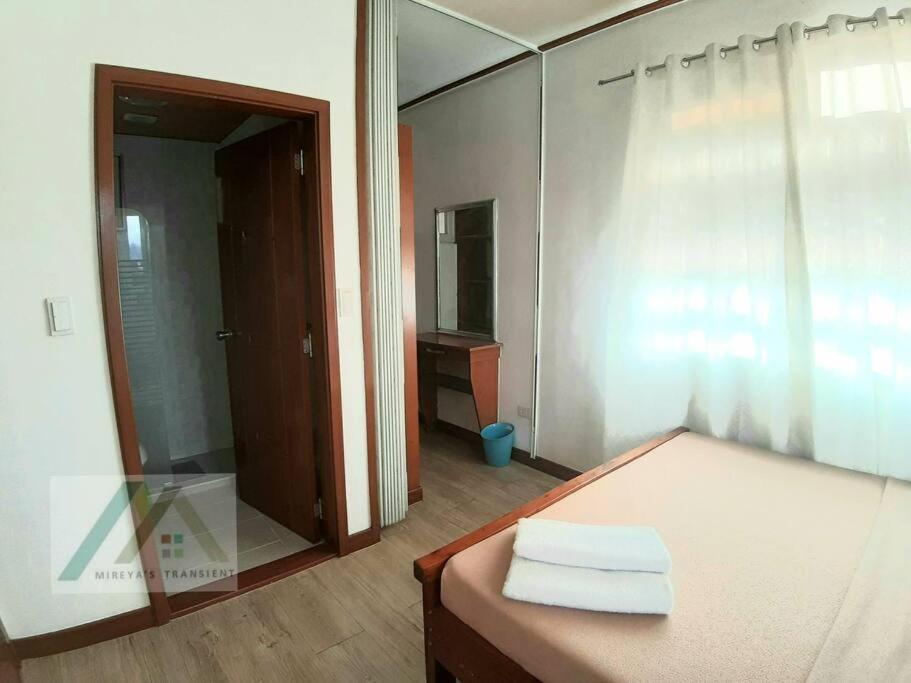 Mireya's 1BR condo at Zone Vill - Burnham Park view 2