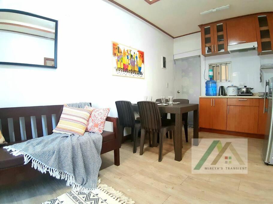 Mireya's 1BR condo at Zone Vill - Burnham Park view 5