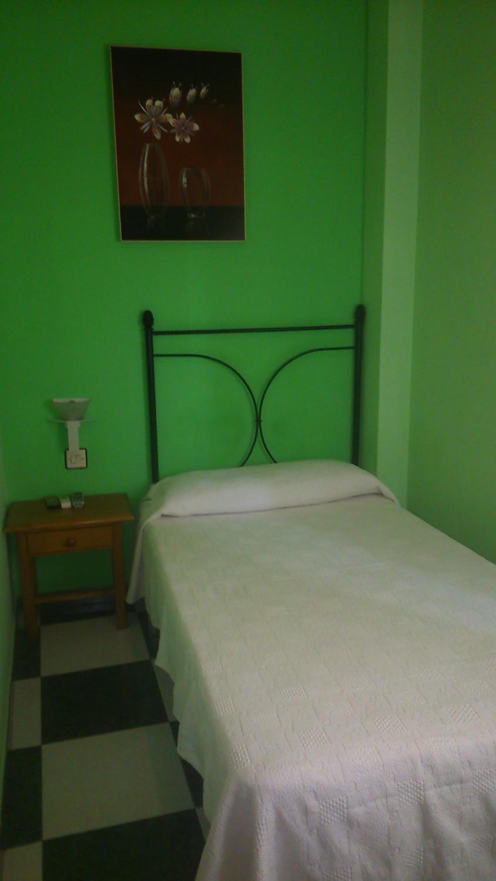 Photo 32
