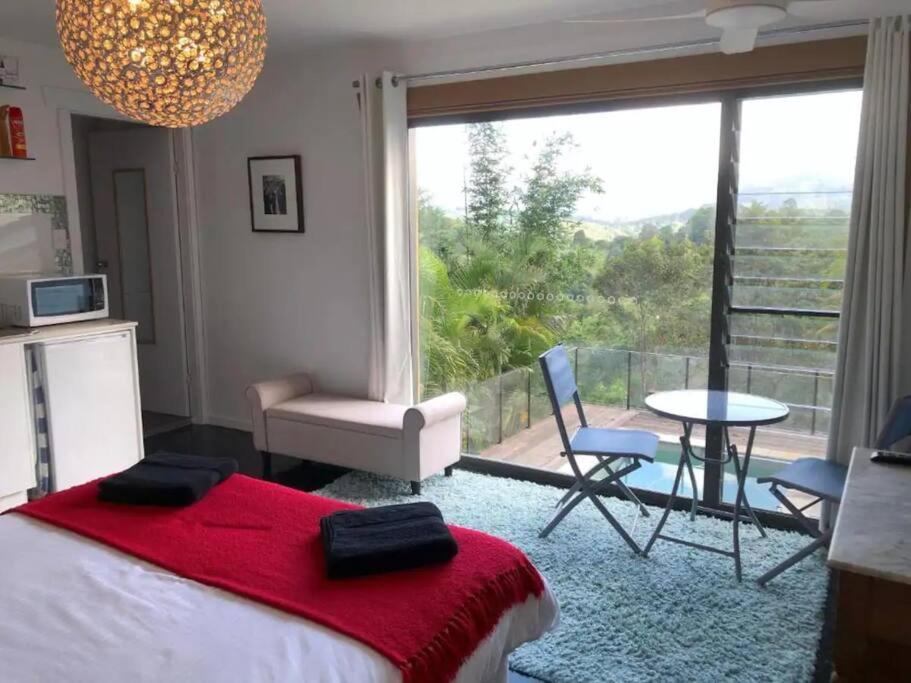 Golden Retreat Ultimate 5 Bed - Villa & Guesthouse