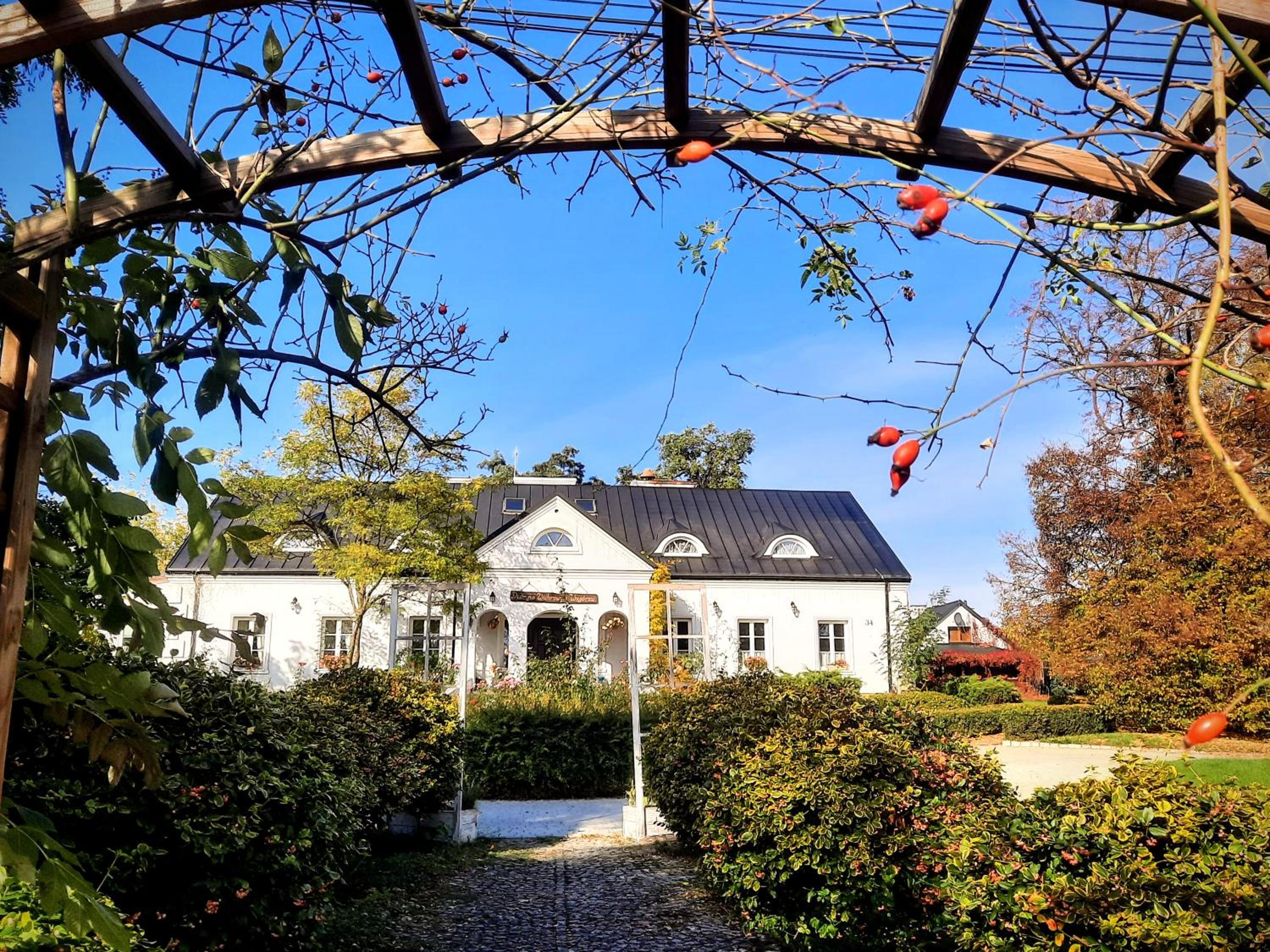 Dwór na Wichrowym Wzgórzu view 2