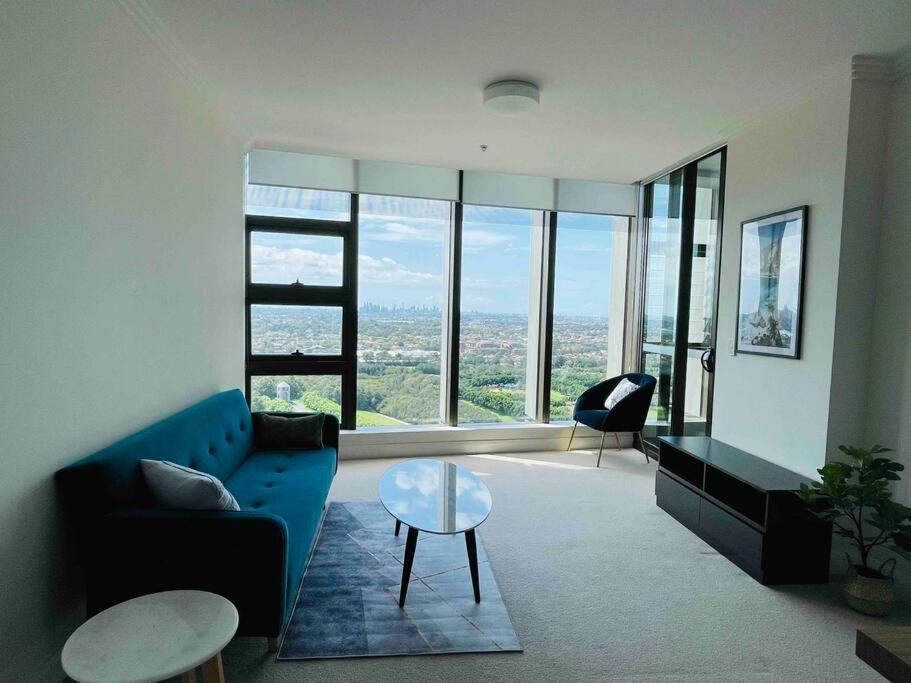 Panoramic City View 3bed2bath condo Wi-Fi Parking