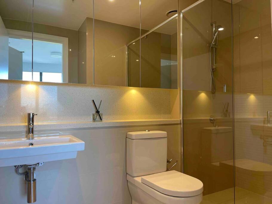 Panoramic City View 3bed2bath condo Wi-Fi Parking