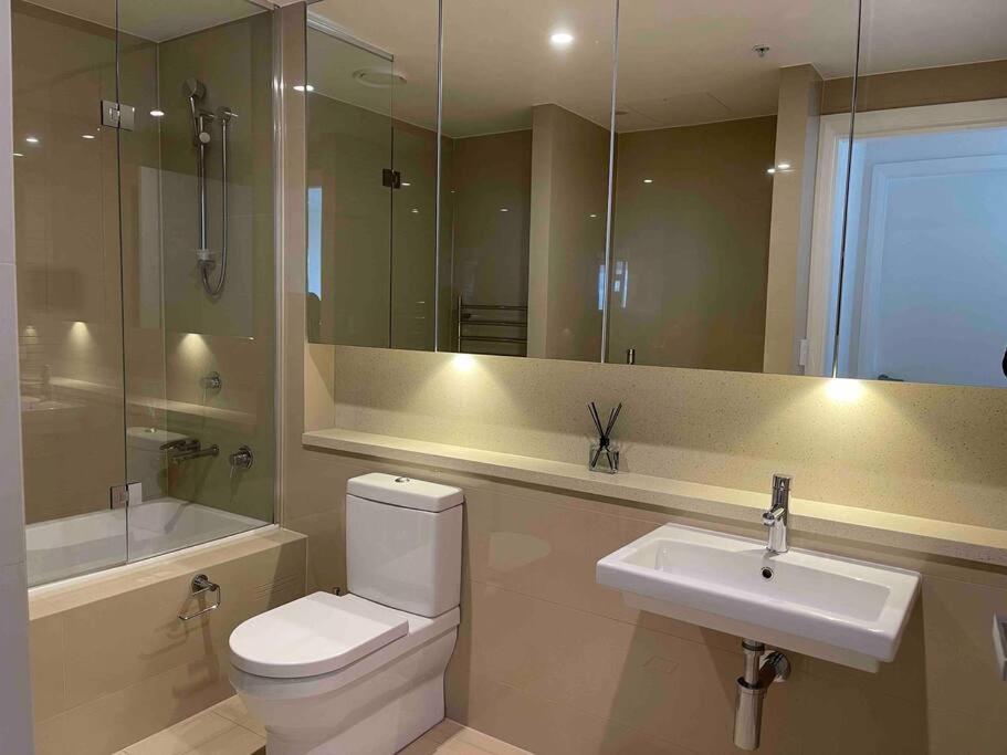 Panoramic City View 3bed2bath condo Wi-Fi Parking