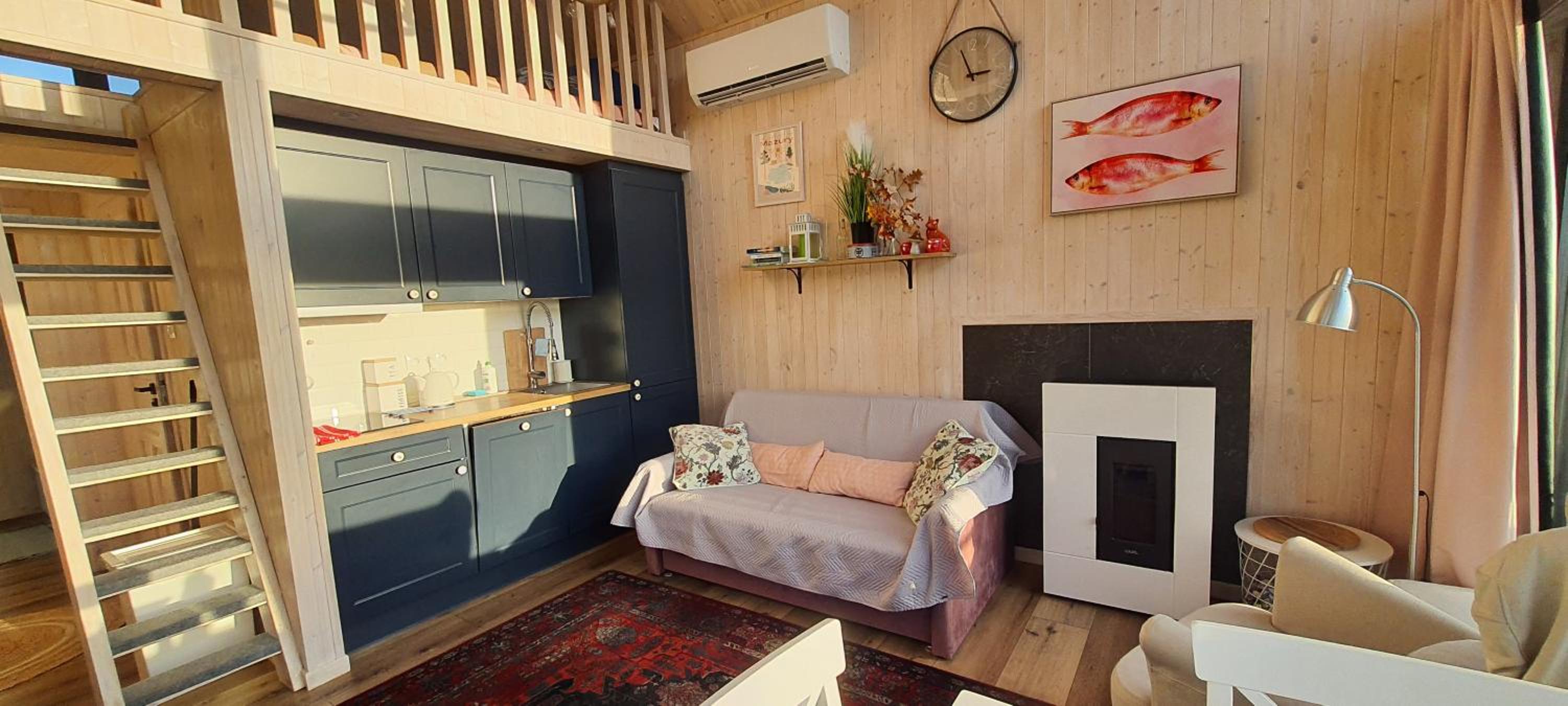 Domek Mazurski całoroczny nad jeziorem z sauną i Jacuzzi SPA