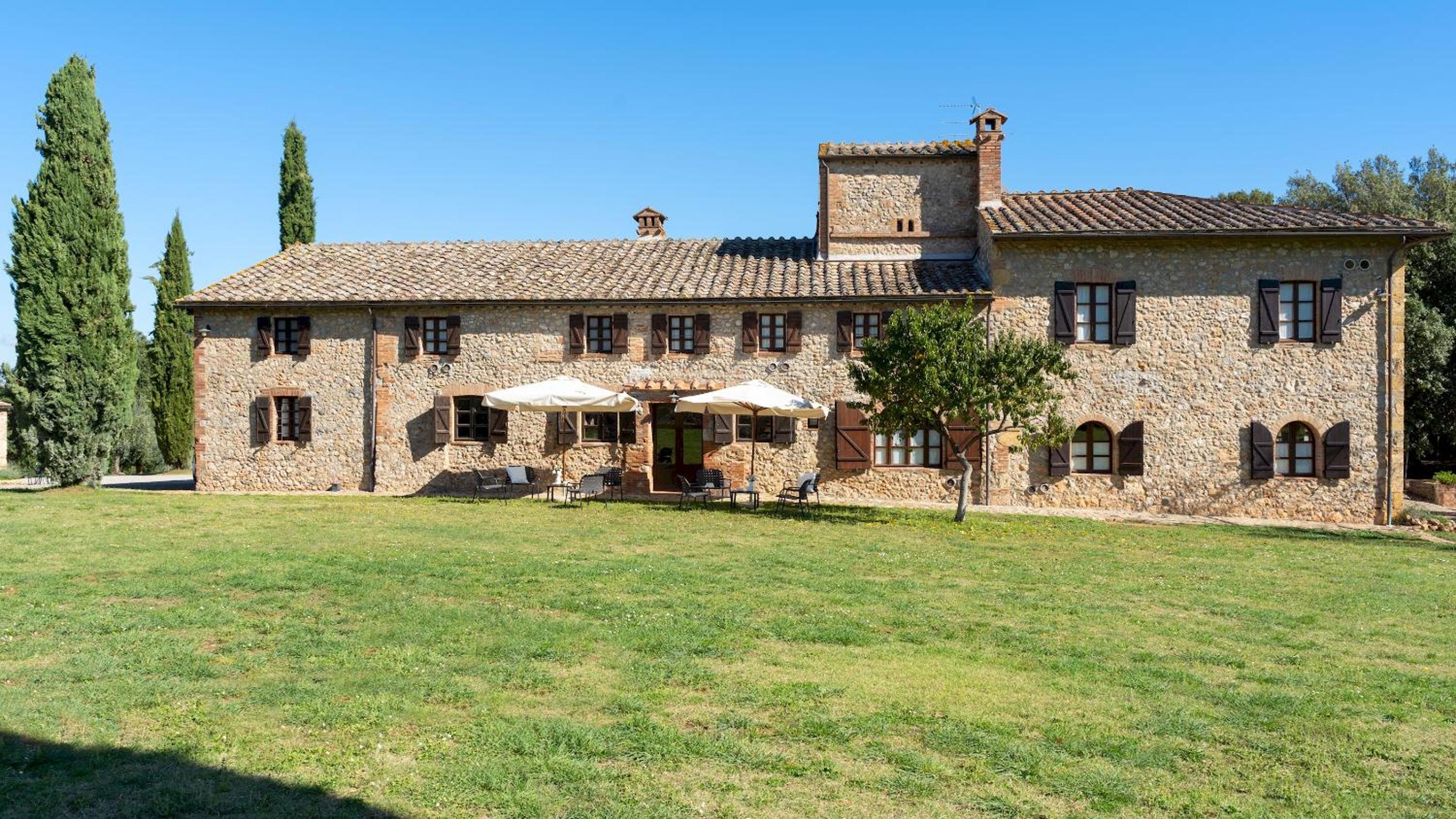 BORGO GALLINAIO 32, Emma Villas view 2
