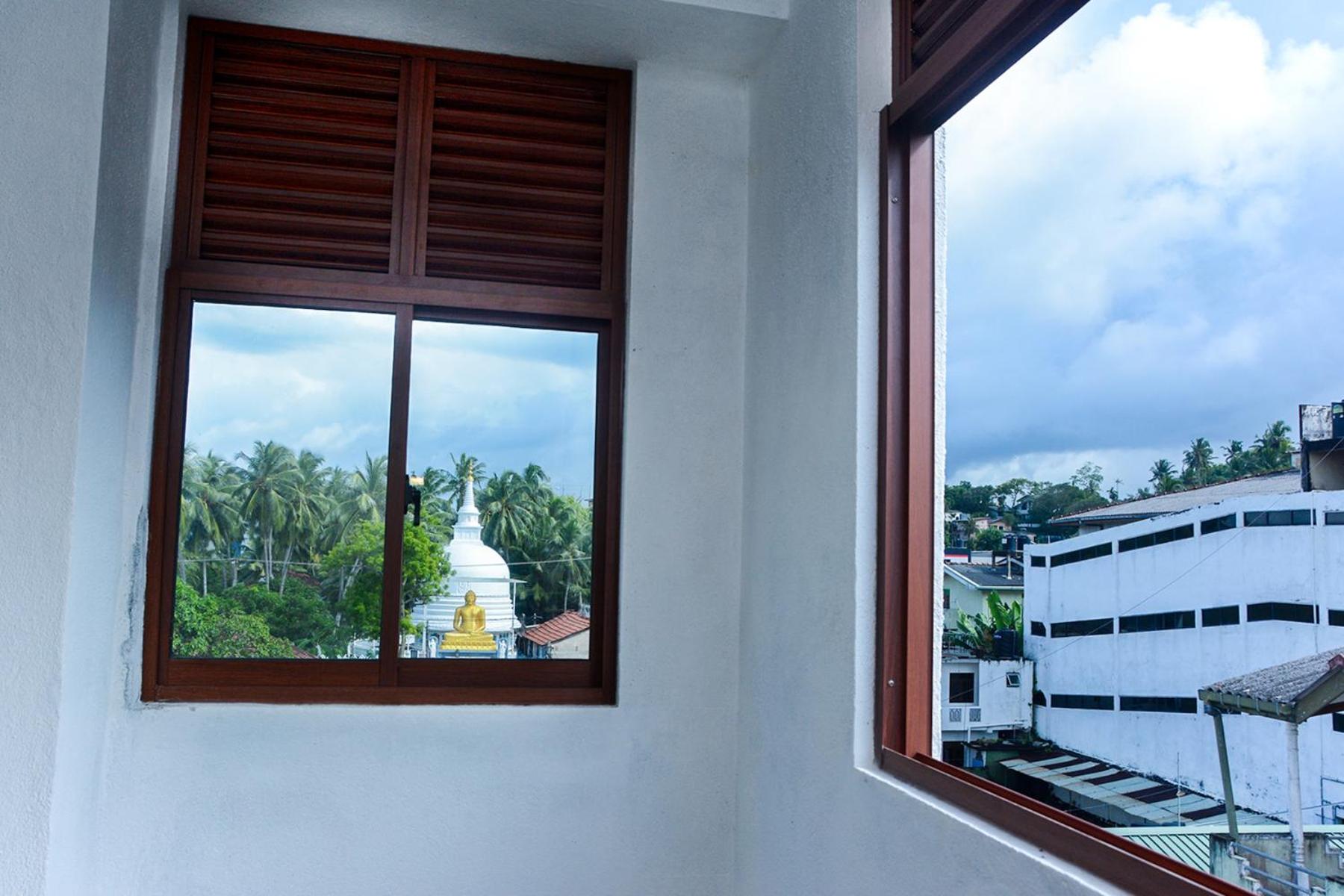 SEVENTY SEVEN GALLE view 5