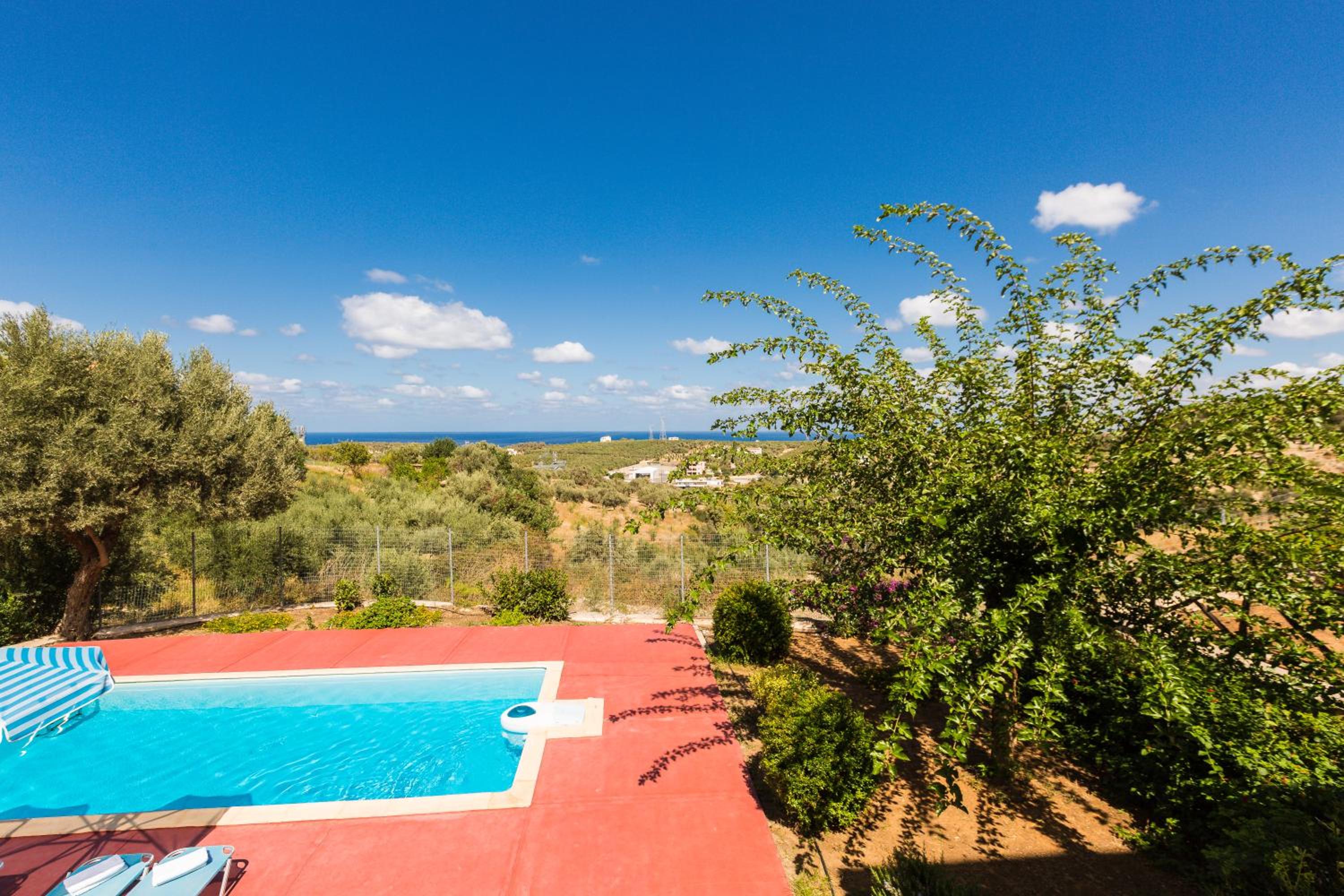 Maroulas Villa Estate