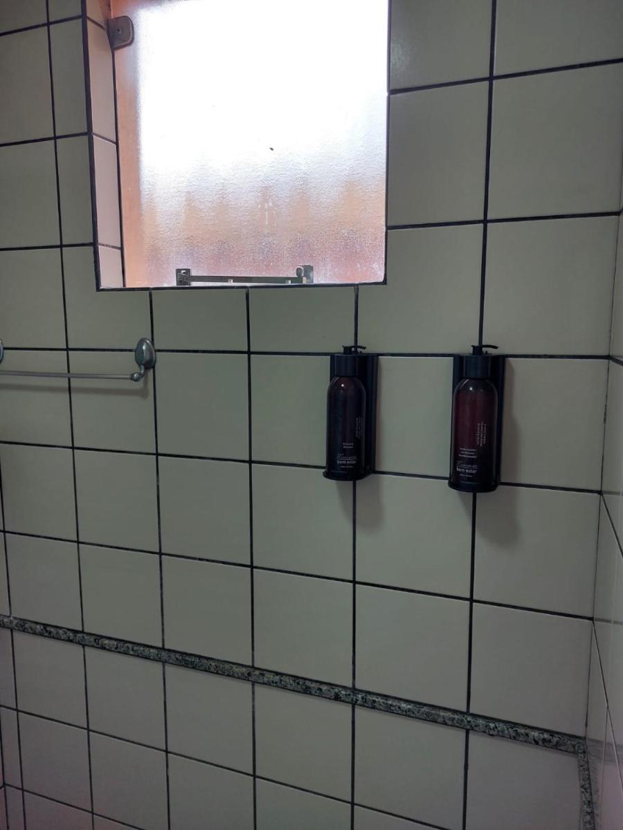 diRoma Fiori 89 com roupa de cama e banho.
