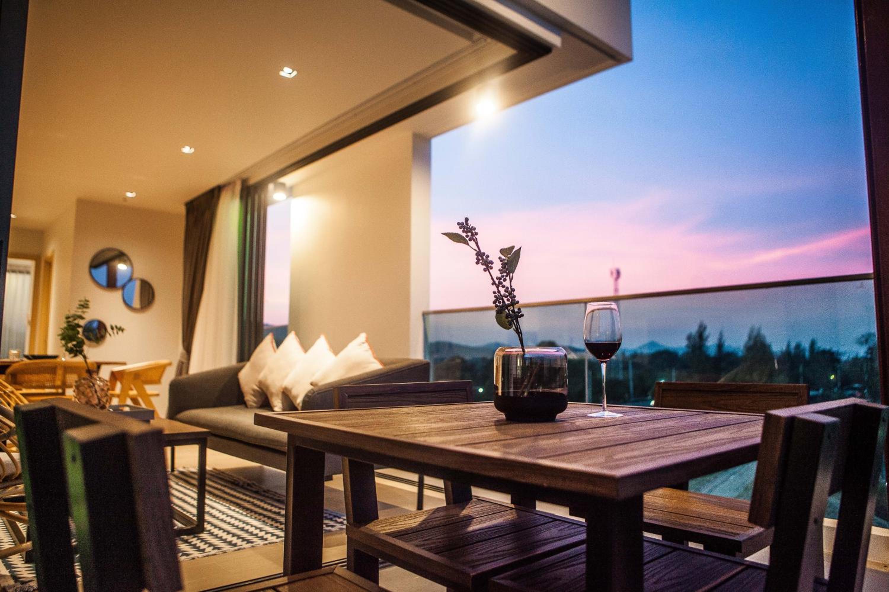 balance & terrace