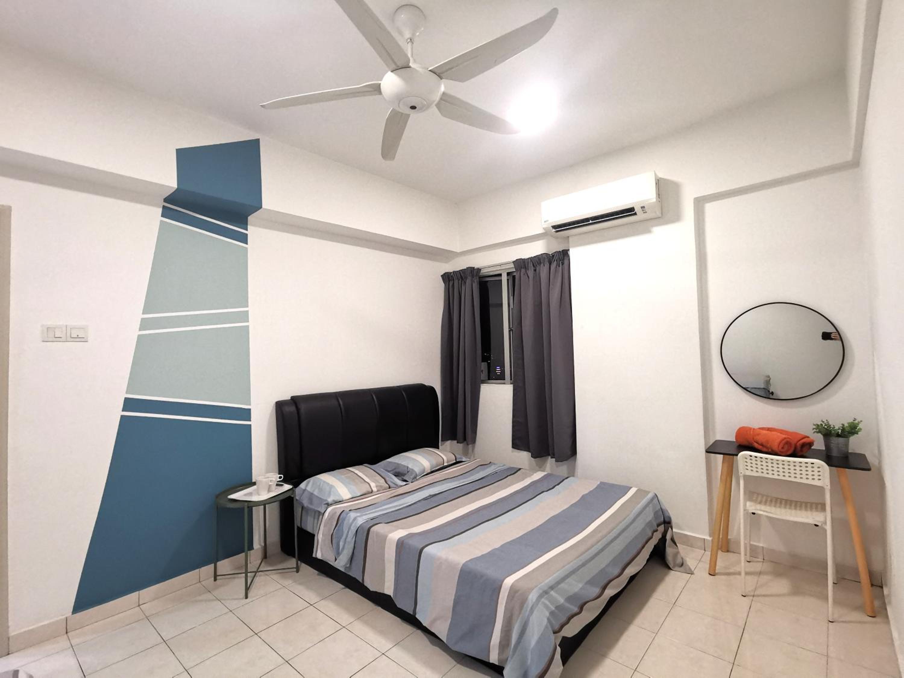 Menjalara Kepong ShareHouse Room Only