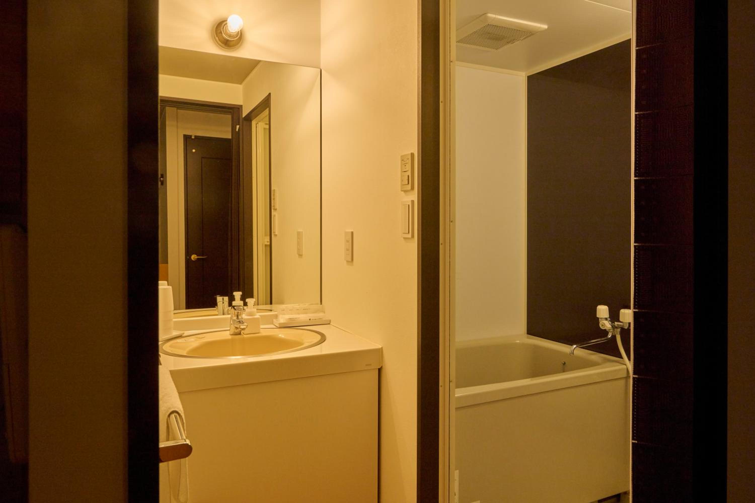 WPÜ HOTEL HAKONE