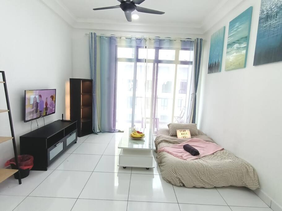 B2013The Platino Netflix 3Br Paradigm Mall By STAY