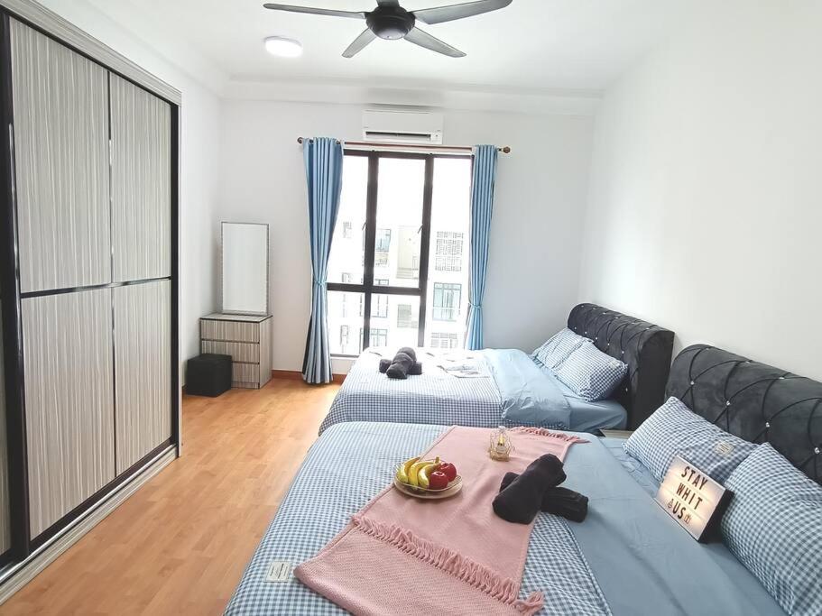 B2013The Platino Netflix 3Br Paradigm Mall By STAY