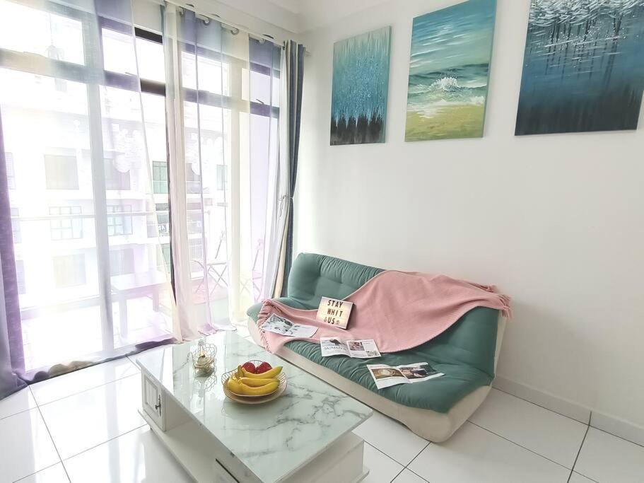 B2013The Platino Netflix 3Br Paradigm Mall By STAY